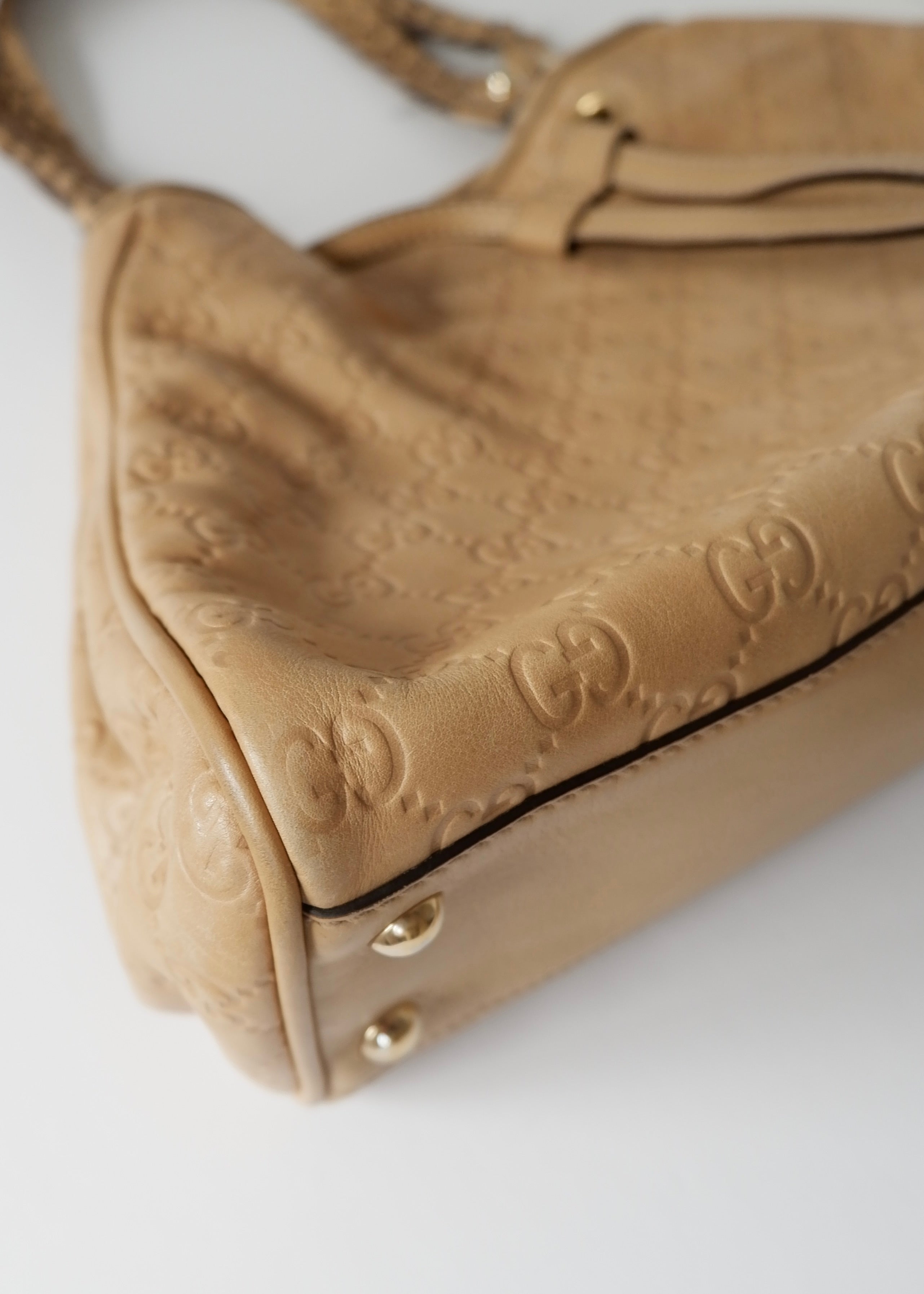 Authentic Preowned Gucci Beige Leagther Guccissima Peggy Tassel Shoulder Bag