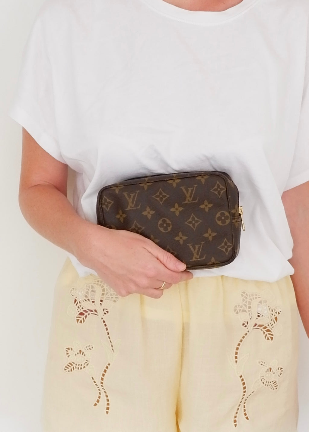 Preowned Louis Vuitton Monogram Cosmetic Pouch