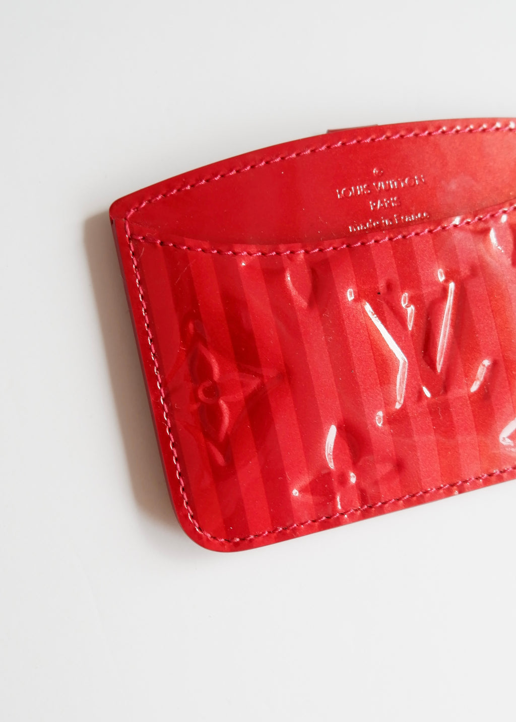 Authentique porte-cartes Louis Vuitton Monogram Rayure Rouge Vernis d'occasion
