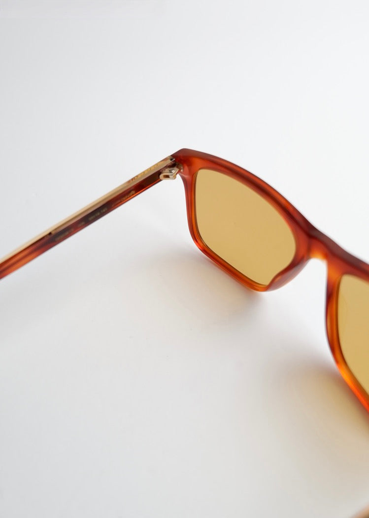 Authentiques Lunettes de soleil Gucci d'occasion en acétate marron à monture carrée