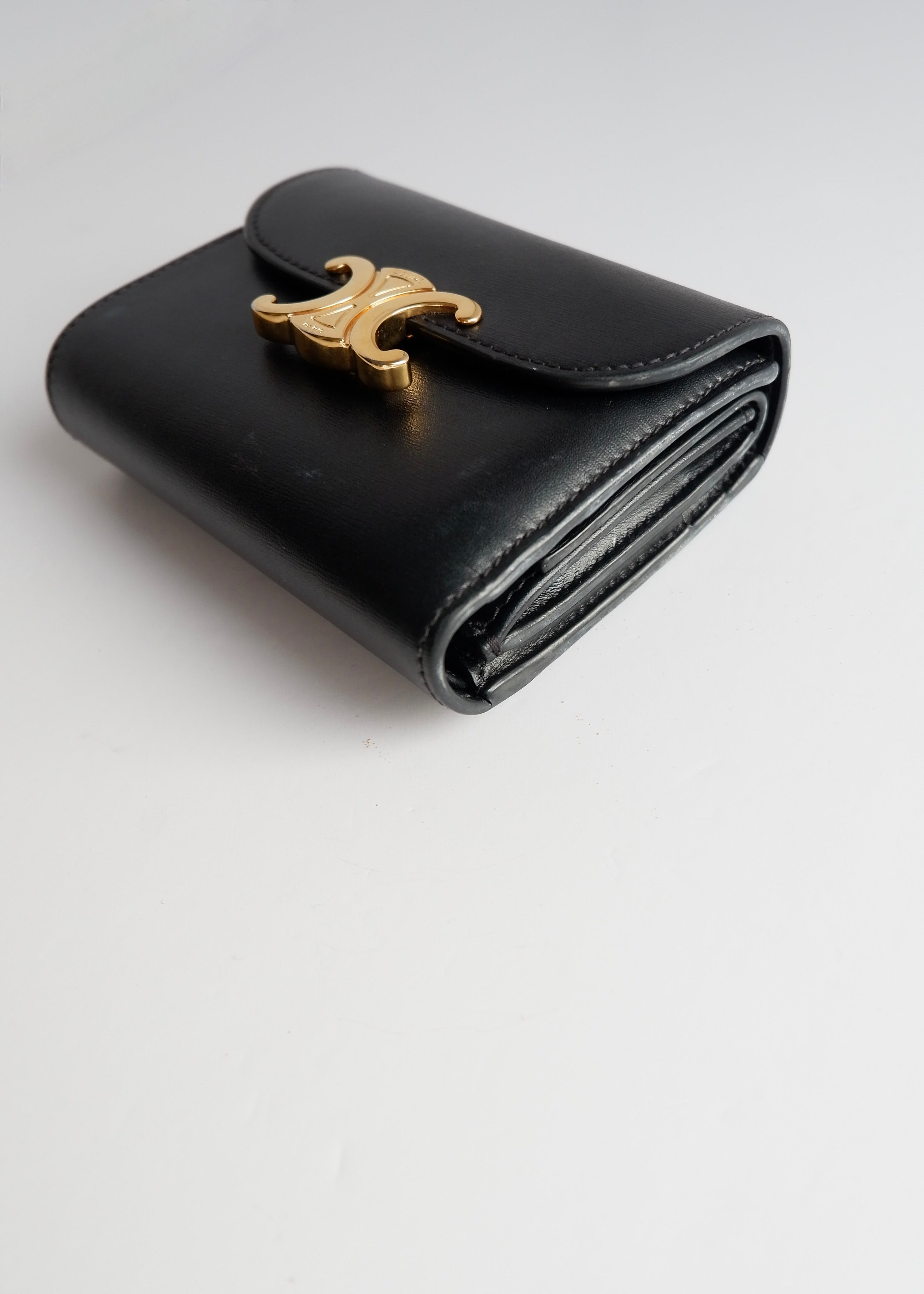 Portefeuille Celine Triomphe noir authentique d'occasion