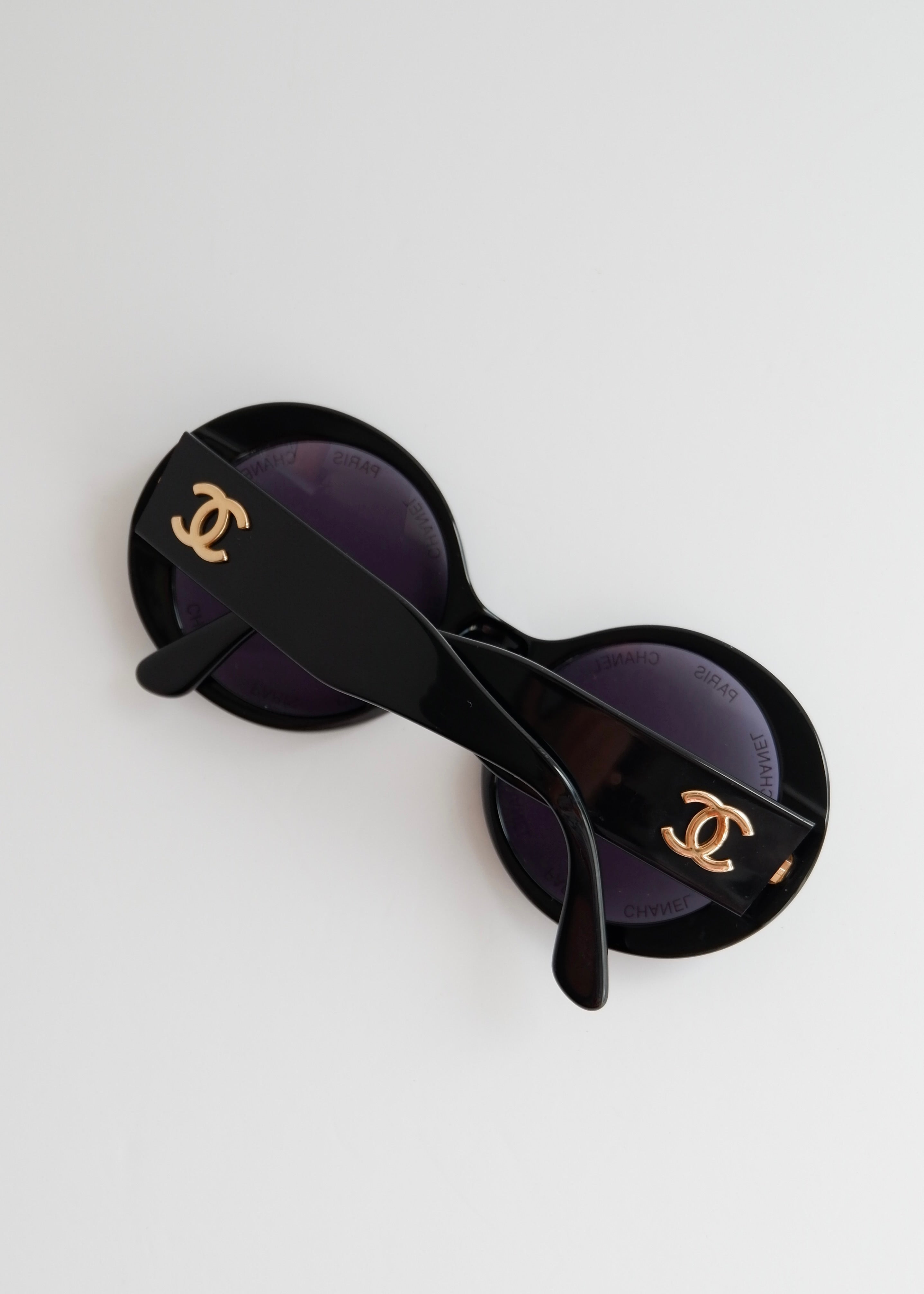 Preowned Vintage Chanel Black Round Rare "CHANEL PARIS" Sunglasses