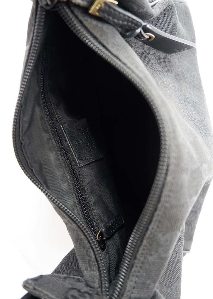 Preowned Gucci Black GG Canvas Leather Strap Shoulder Bag