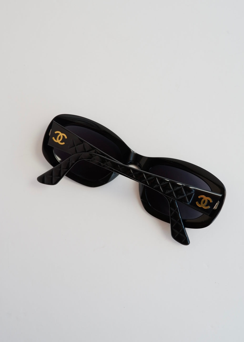 Authentic Preowned Chanel Black CC Logo Sunglasses