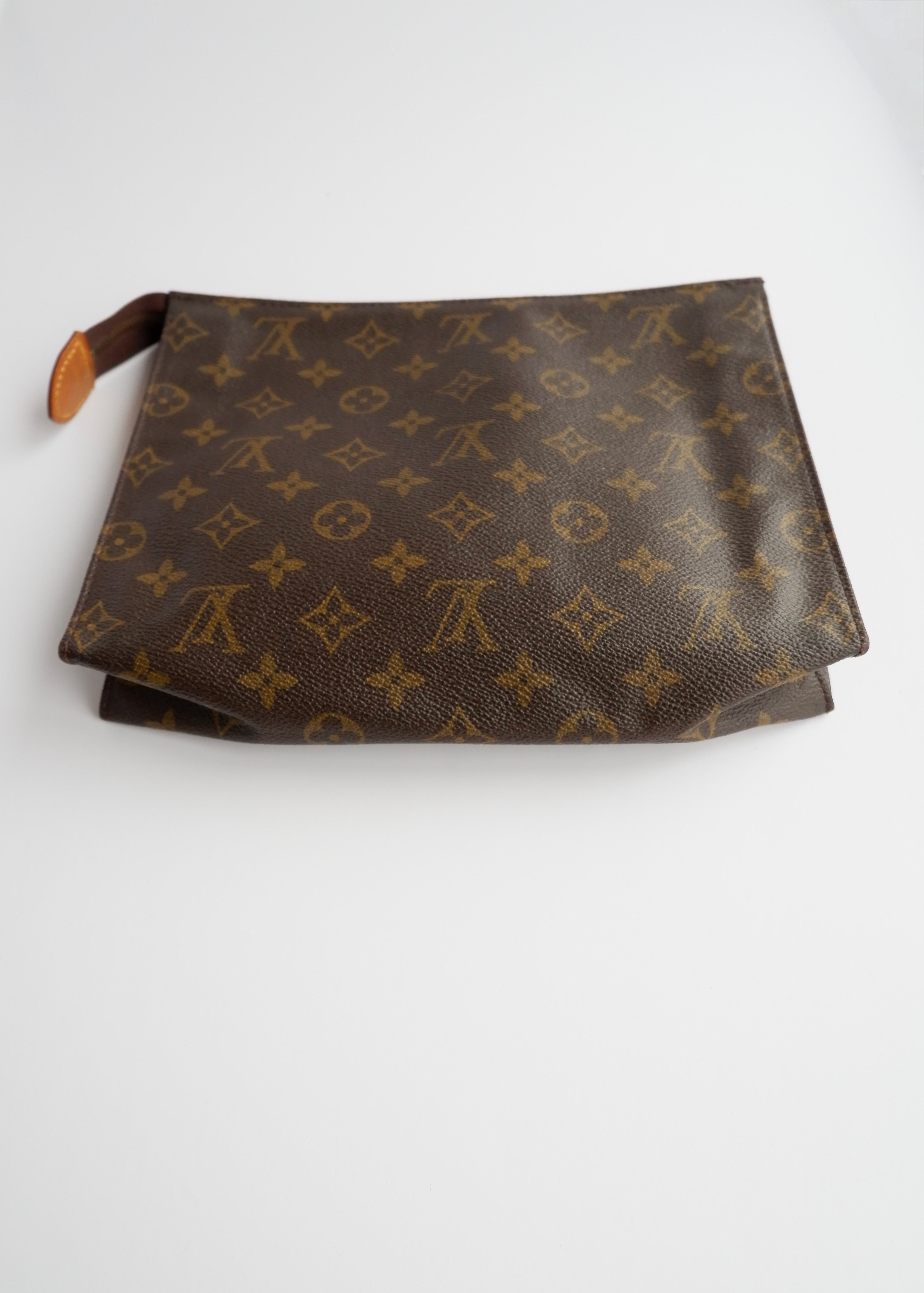 Authentic Preowned Vintage Louis Vuitton Monogram Toiletry 26 Pouch