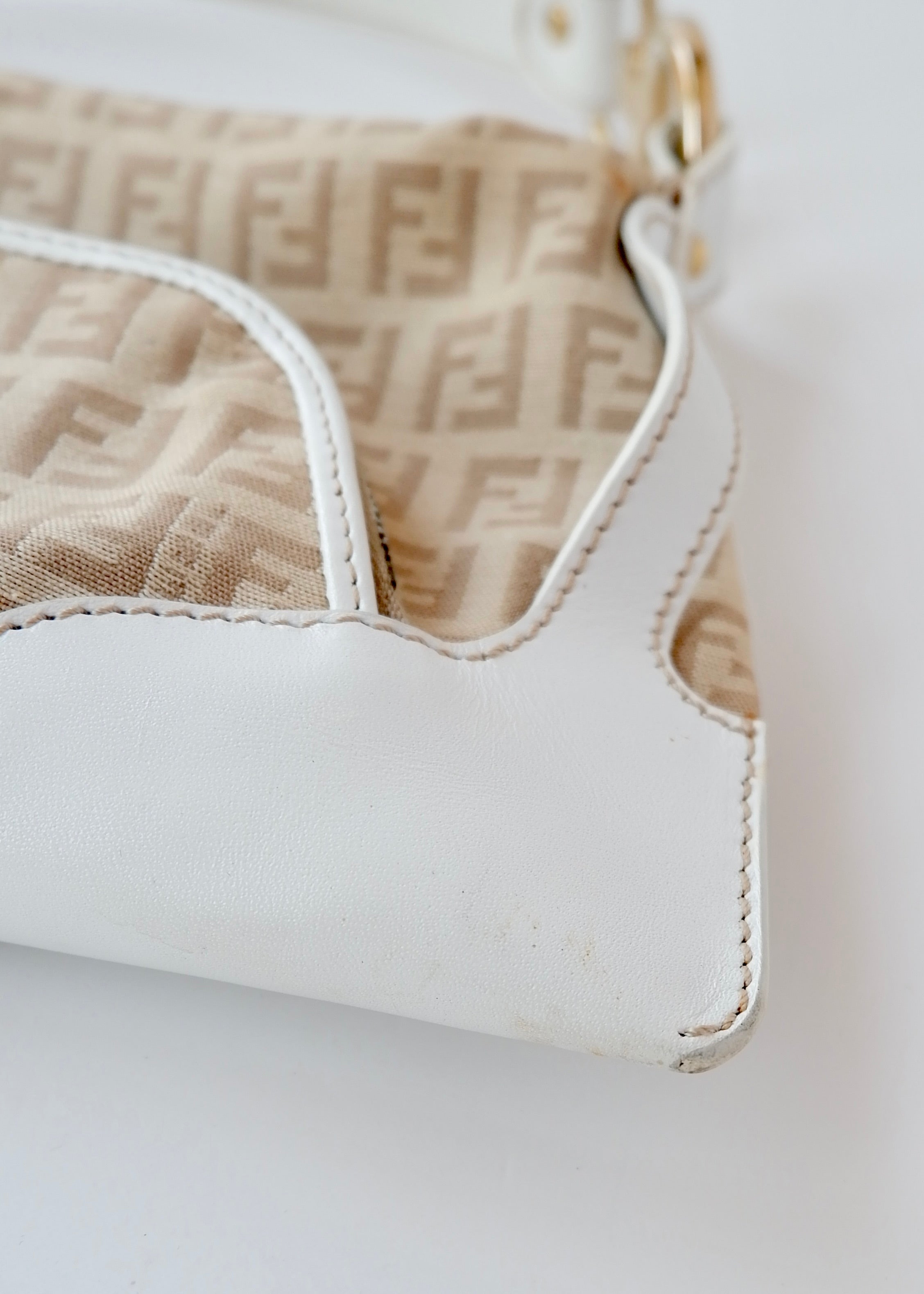 Preowned Vintage Fendi White Leather Beige Canvas Zucchino Shoulder Bag