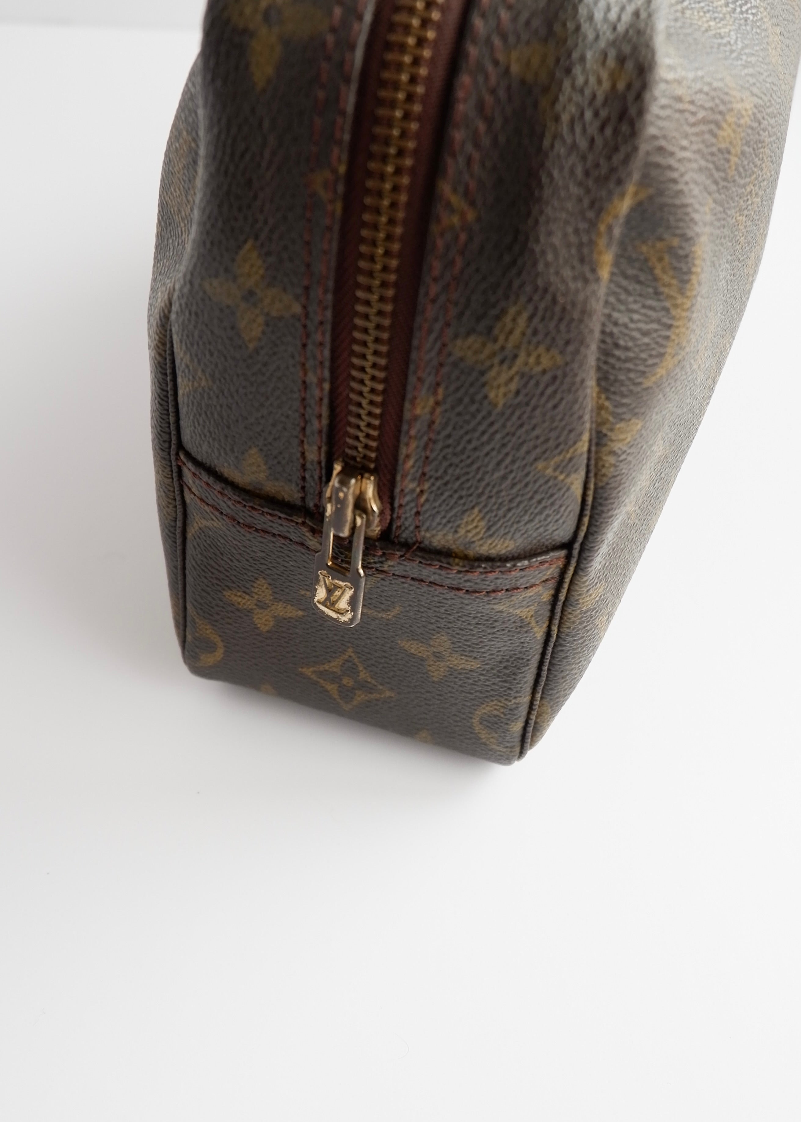 Authentic Preowned Vintage Louis Vuitton Monogram Toiletry Pouch