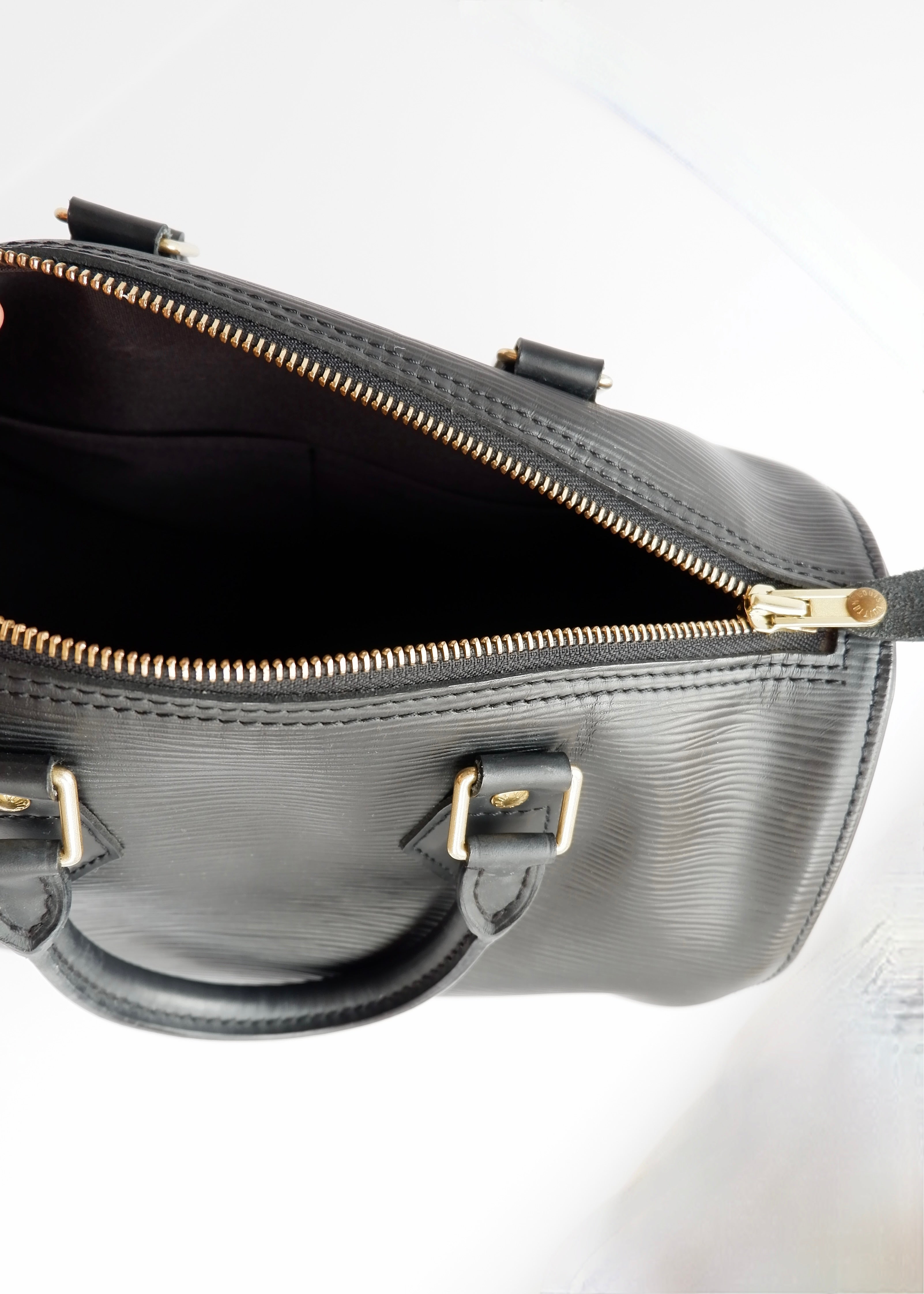 Authentic Preowned Louis Vuitton Black Epi Speedy 25