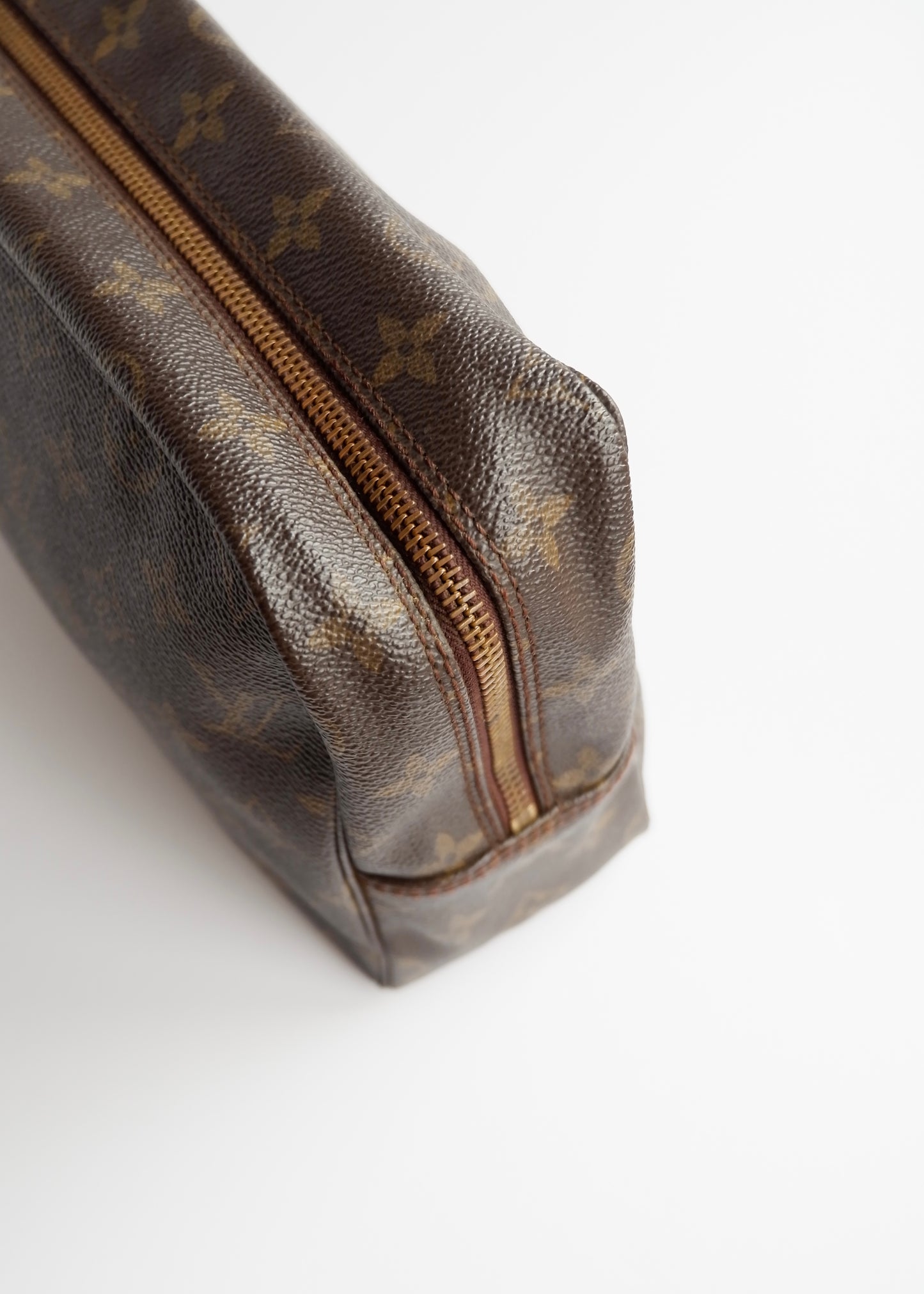 Authentic Preowned Vintage Louis Vuitton Monogram Large Toiletry Pouch