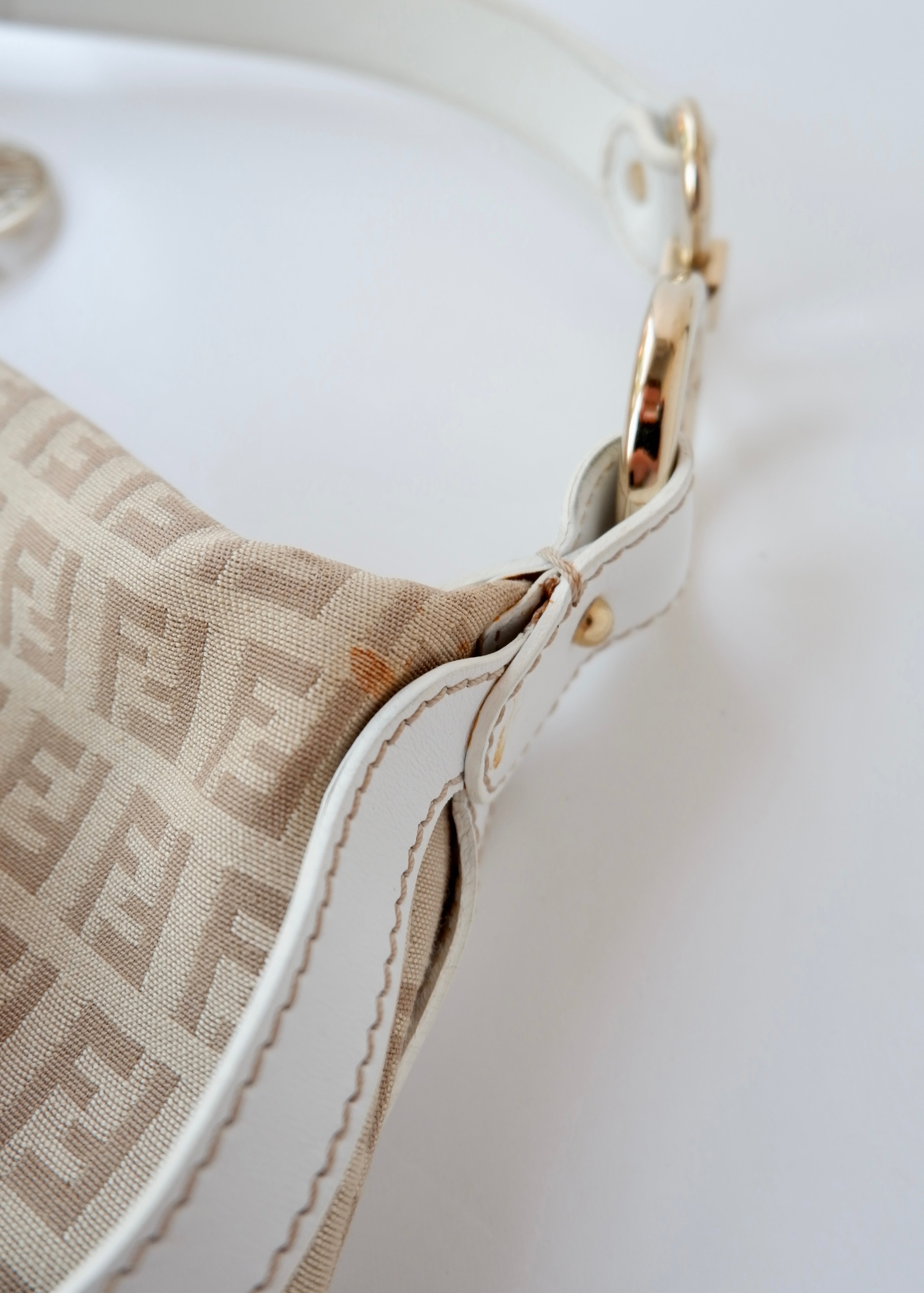 Preowned Vintage Fendi White Leather Beige Canvas Zucchino Shoulder Bag