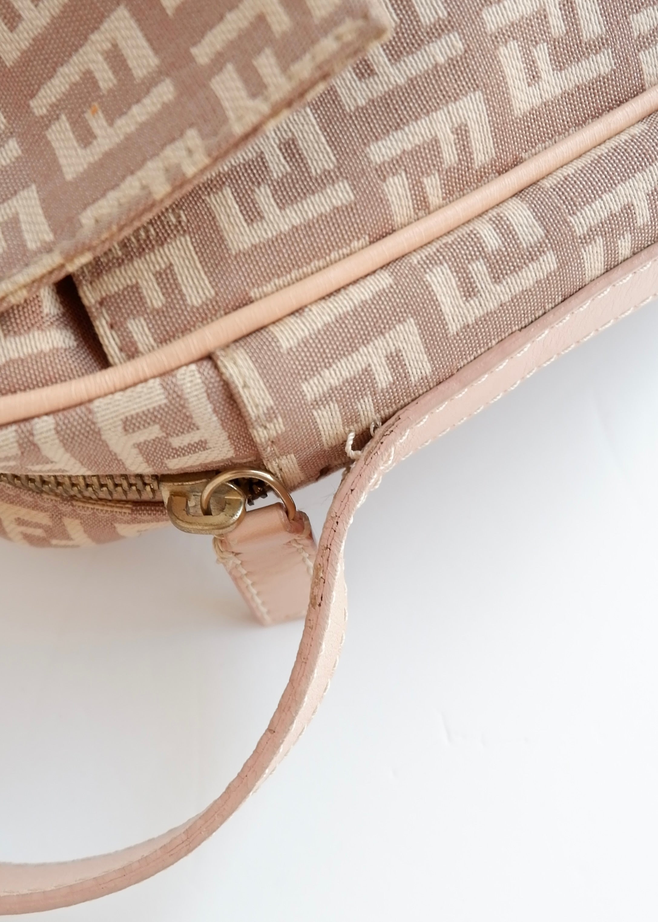 Authentique Sac Bandoulière Fendi Zucchino Rose Toile/Cuir d'occasion