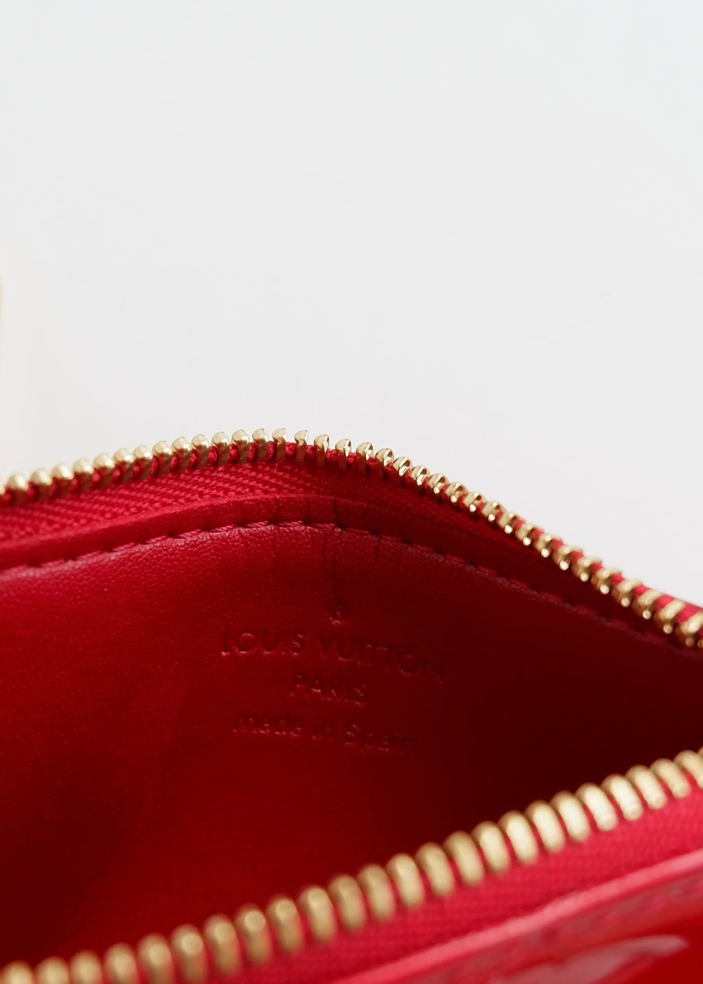 Authentic Preowned Louis Vuitton Monogram Red Vernis Pochette Cle