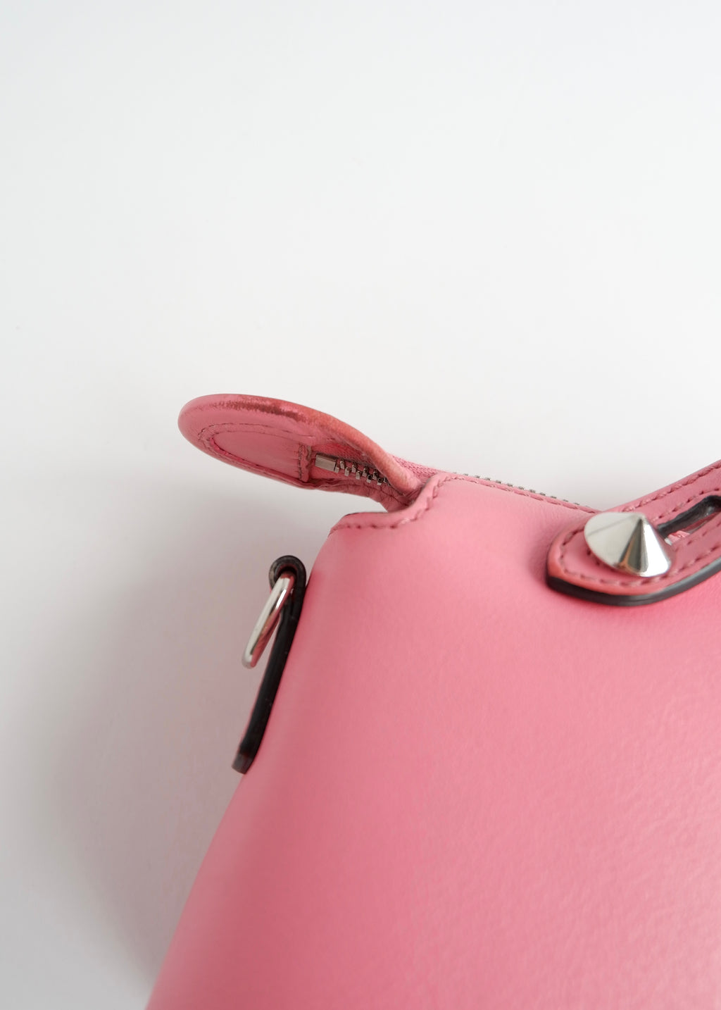 Authentique sac Fendi Mini By The Way en cuir rose d'occasion