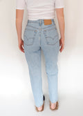 Levis Vintage 512 Slim Fit Tapered Light Wash Jeans - 26