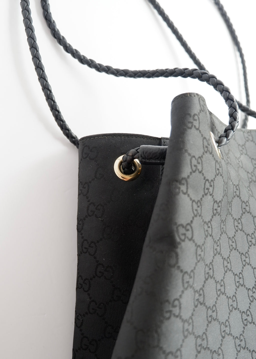 Preowned Gucci Black GG Canvas Leather Woven Strap Shoulder Tote