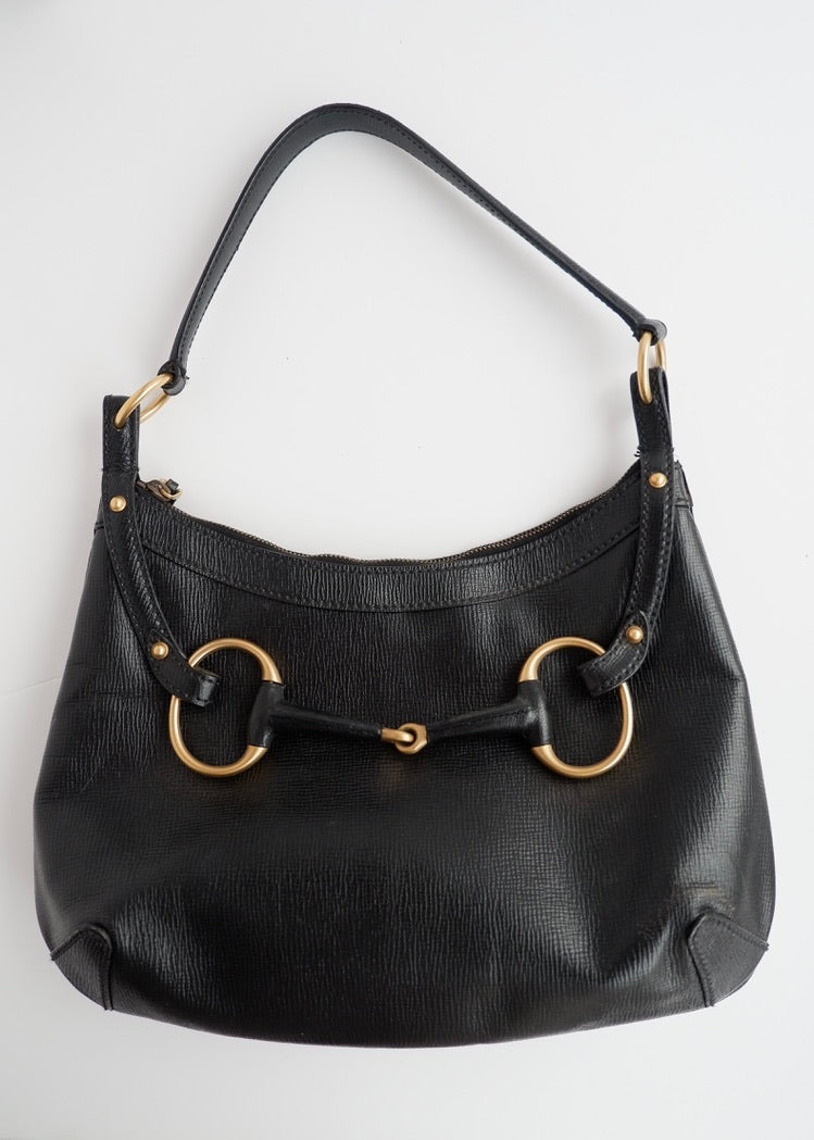 Sac à bandoulière Gucci d'occasion authentique en cuir noir avec mors