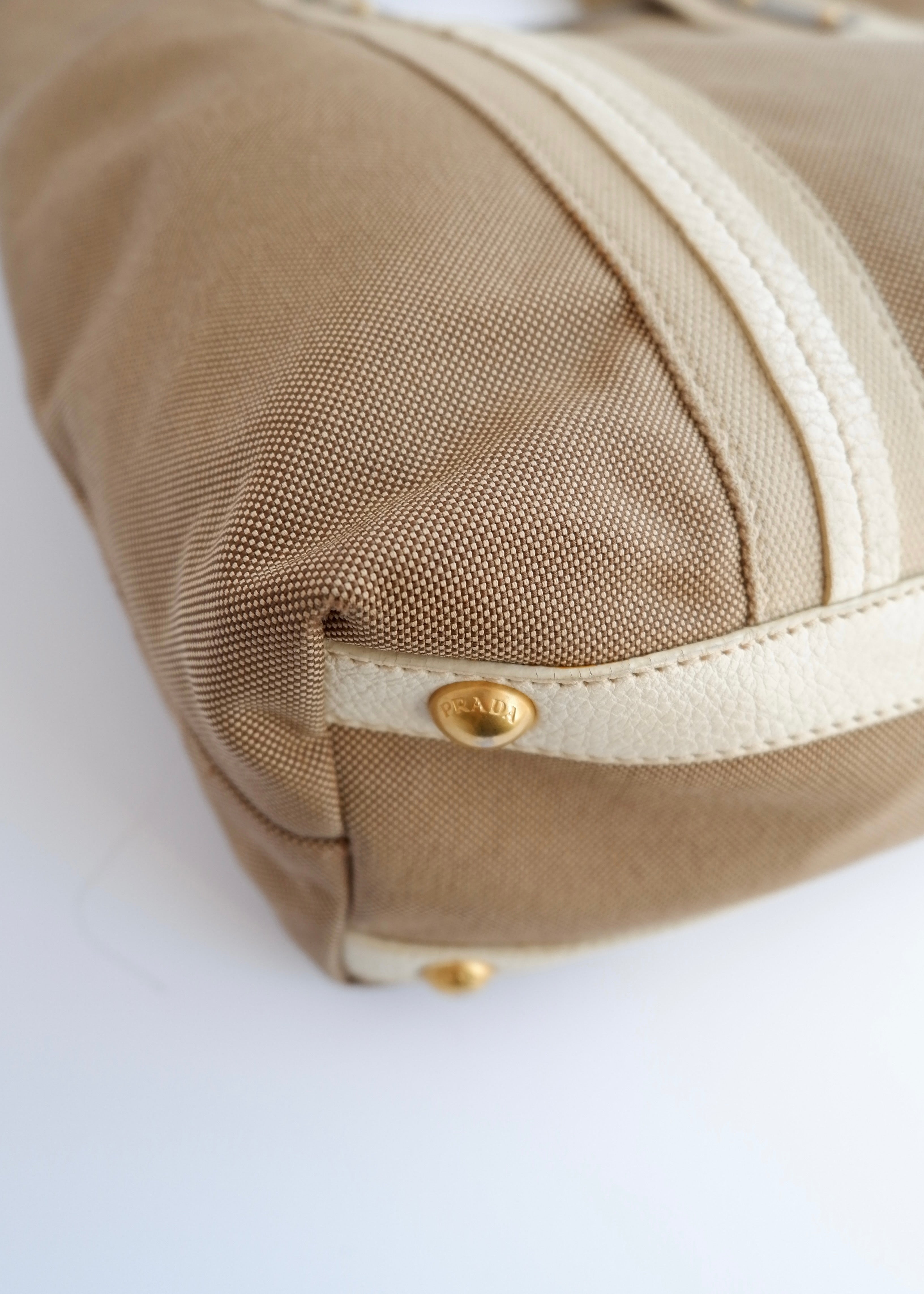 Authentique Sac à Main Prada Bicolore Beige/Doré en Toile et Cuir d'Occasion