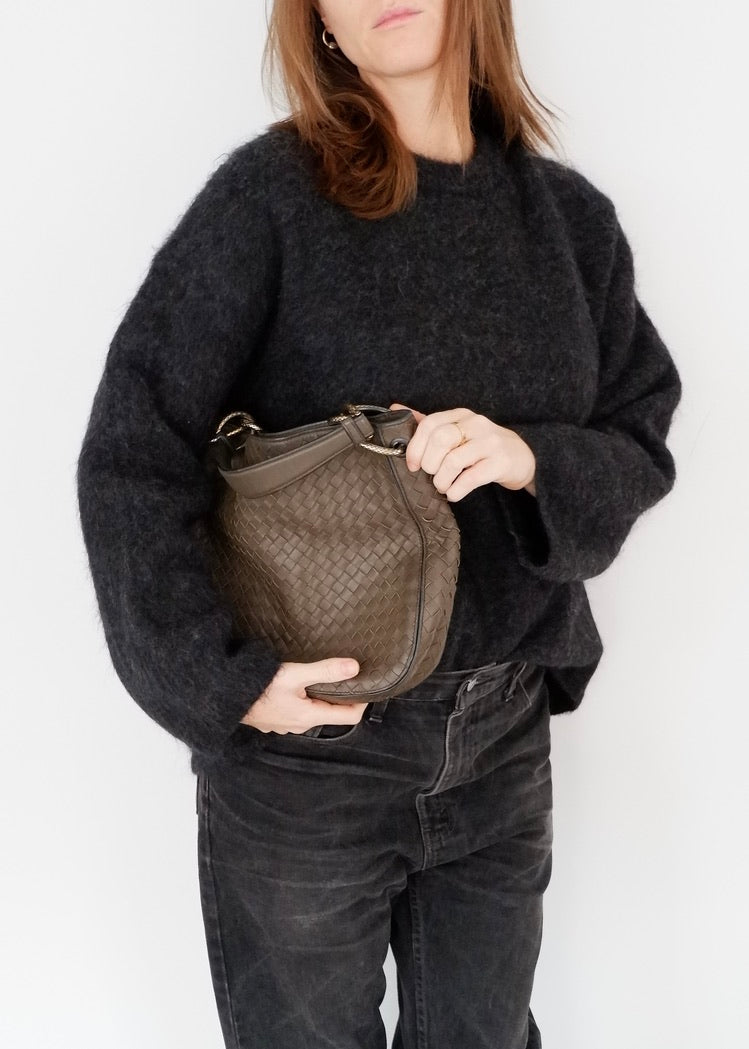 Sac à bandoulière Bottega Veneta Intrecciato kaki authentique d'occasion