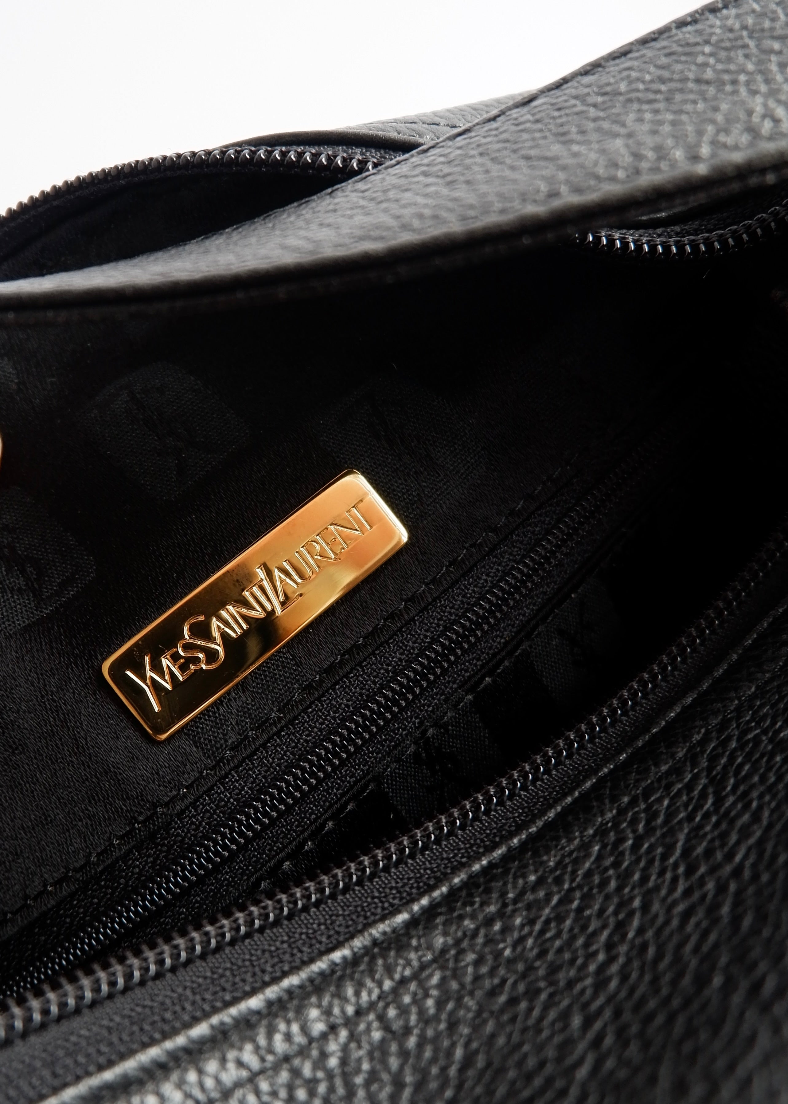 Sac à main YSL vintage authentique d'occasion en cuir grainé noir