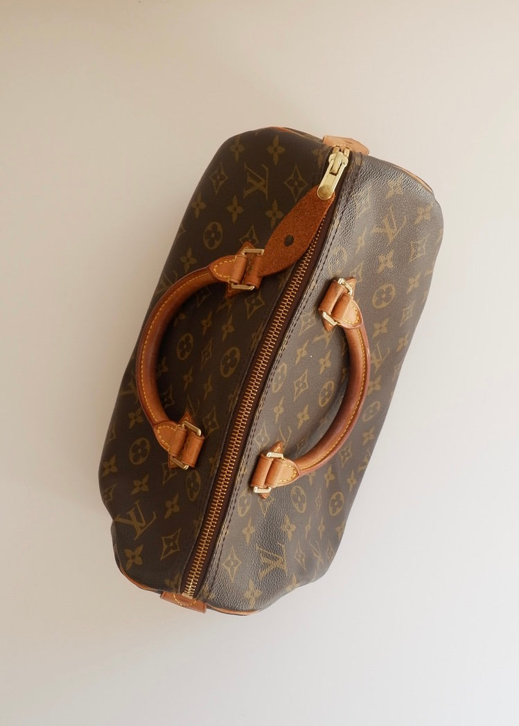 Preowned Louis Vuitton Monogram Speedy 30 Handbag