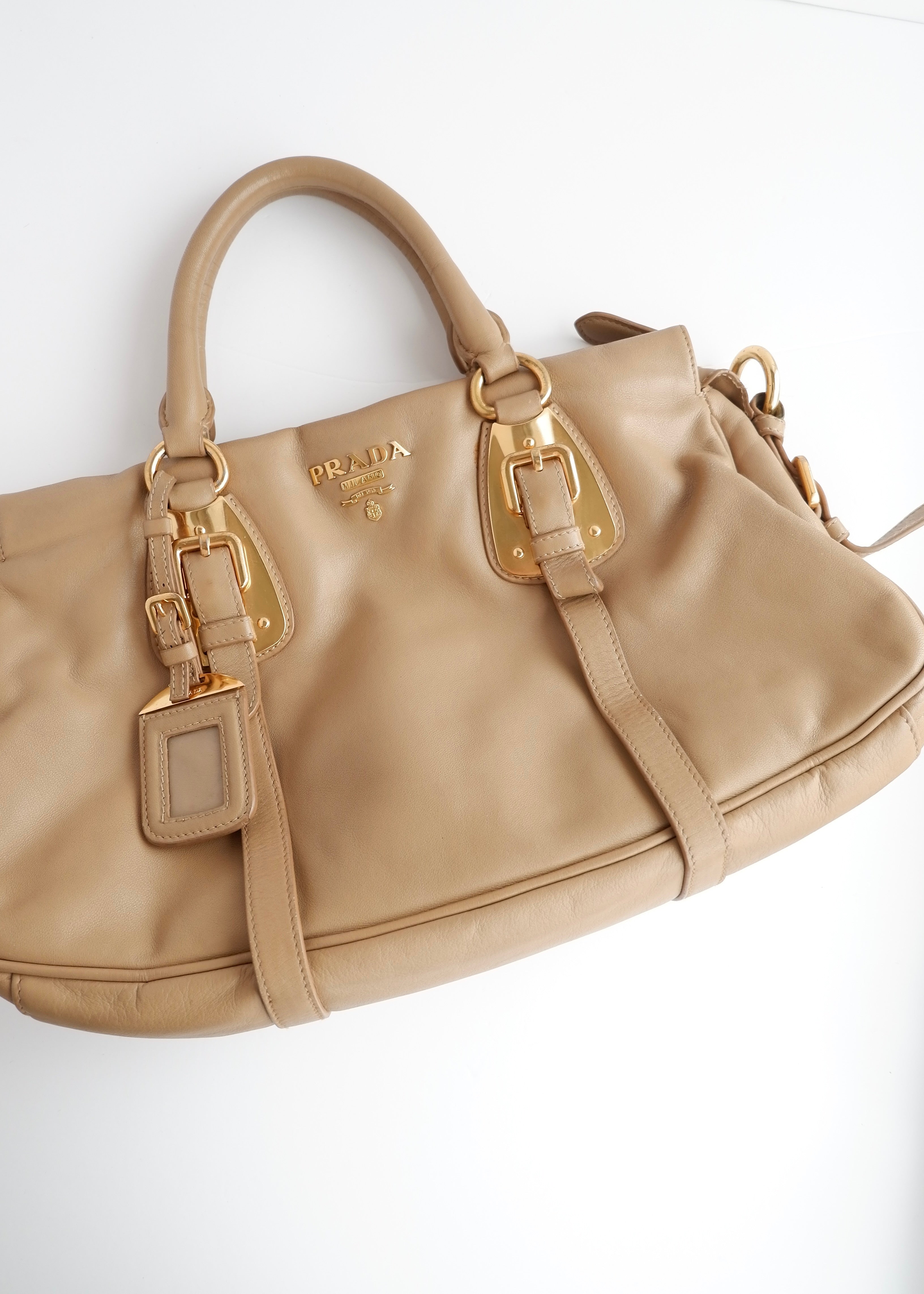 Authentique sac Prada en cuir marron, deux-en-un, d'occasion