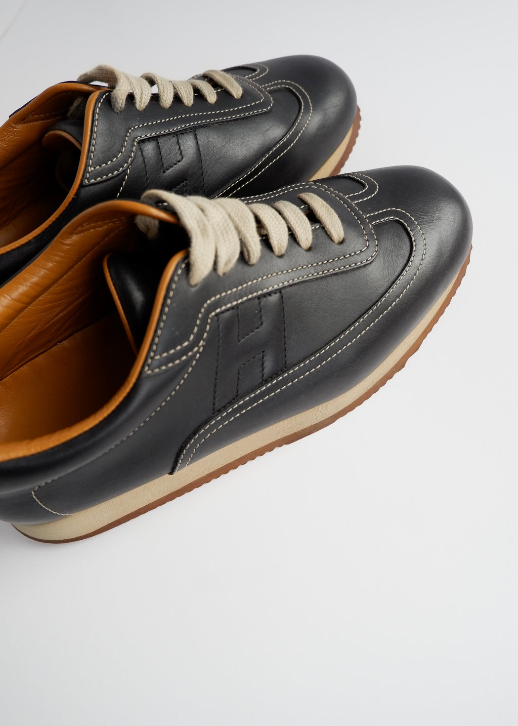 Baskets Hermes H Quick en cuir noir d'occasion authentiques - 40