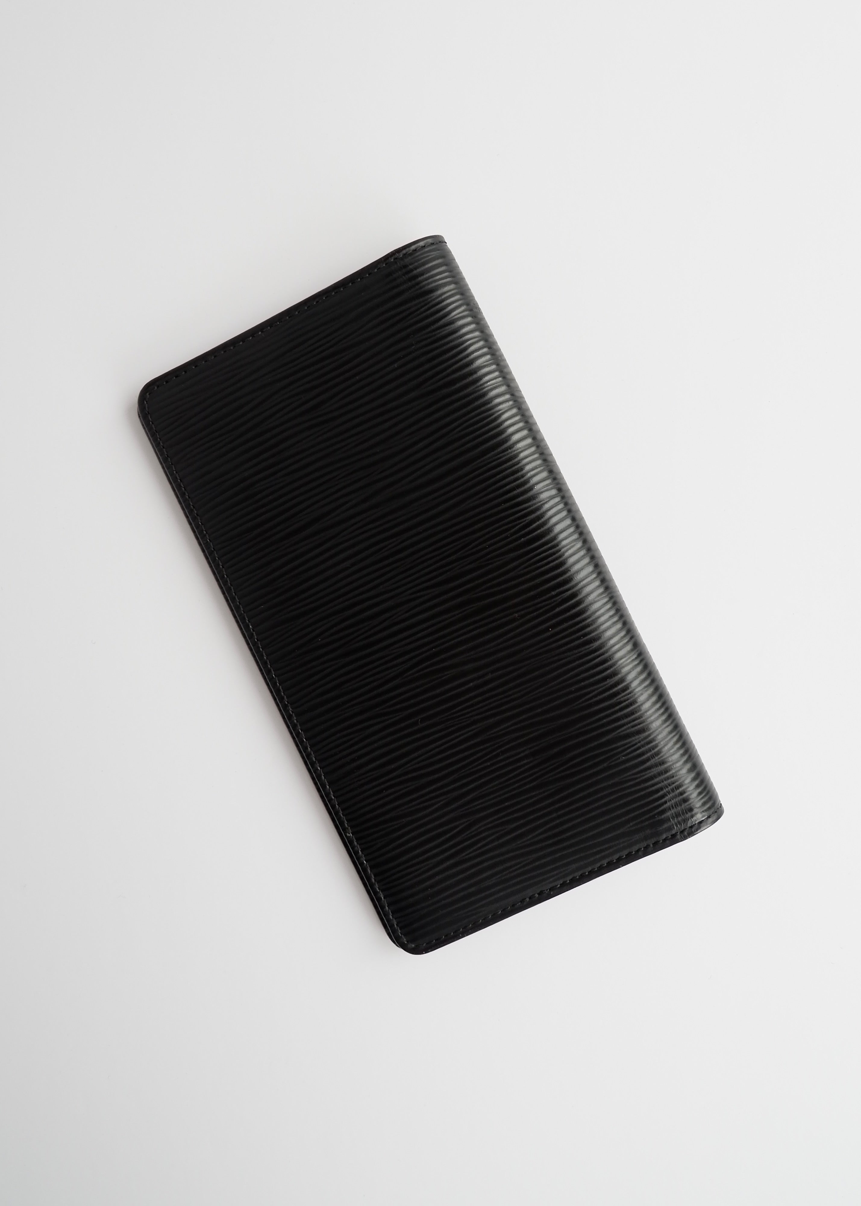 Authentic Preowned Louis Vuitton Black Epi Leather Bi Fold Card Holder
