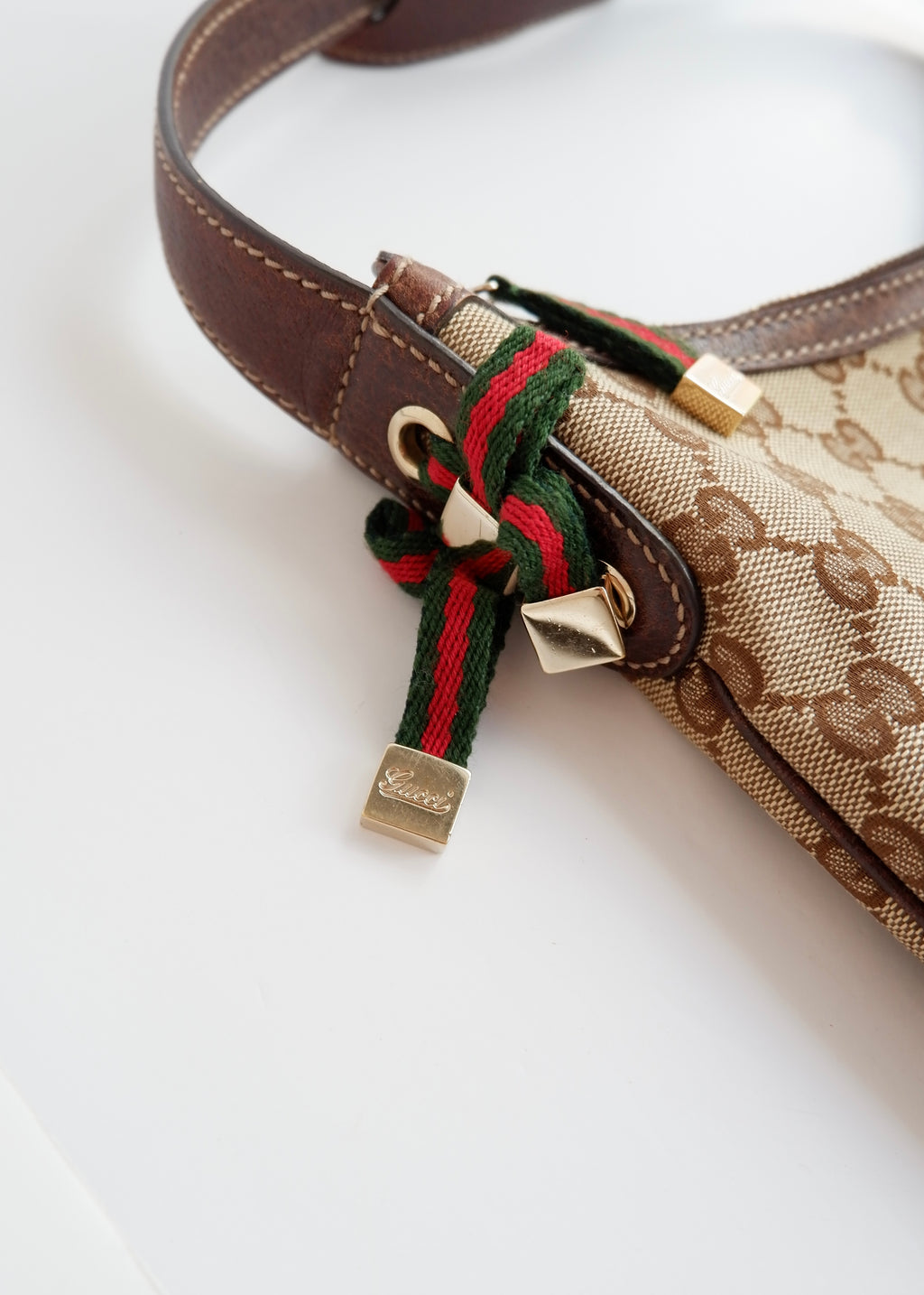 Preowned Gucci Brown GG Canvas Princy Shoulder Bag