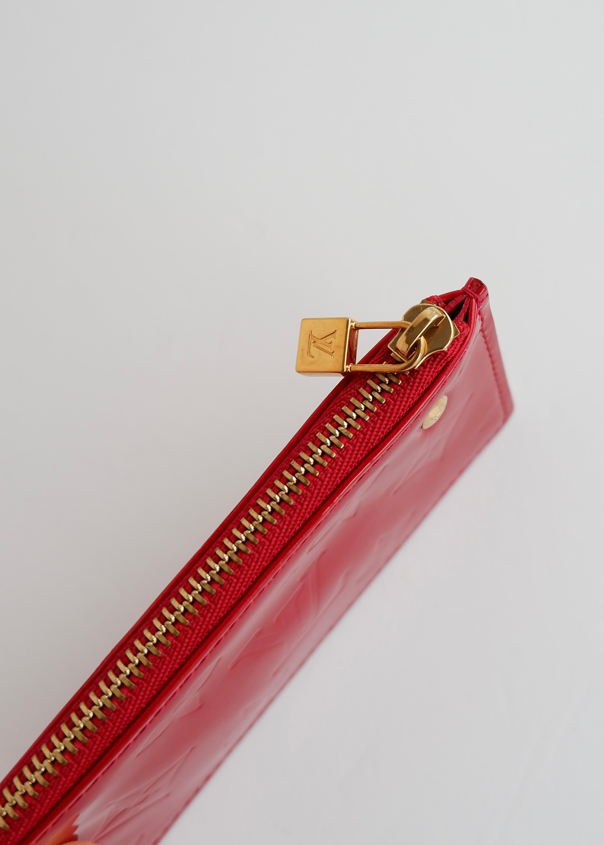 Authentic Preowned Louis Vuitton Monogram Red Vernis Pochette Cle