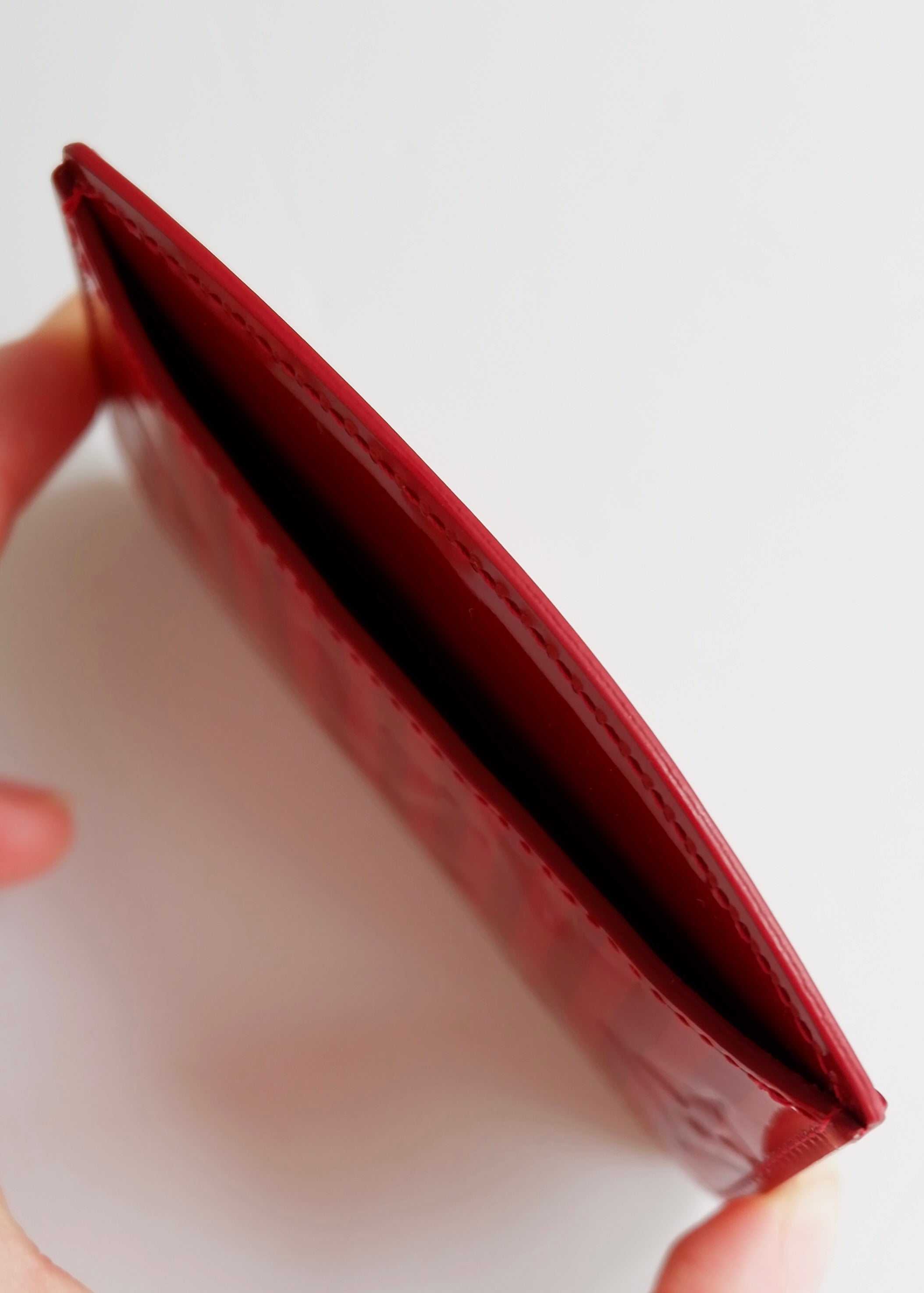 Authentique porte-cartes Louis Vuitton Monogram Rayure Rouge Vernis d'occasion