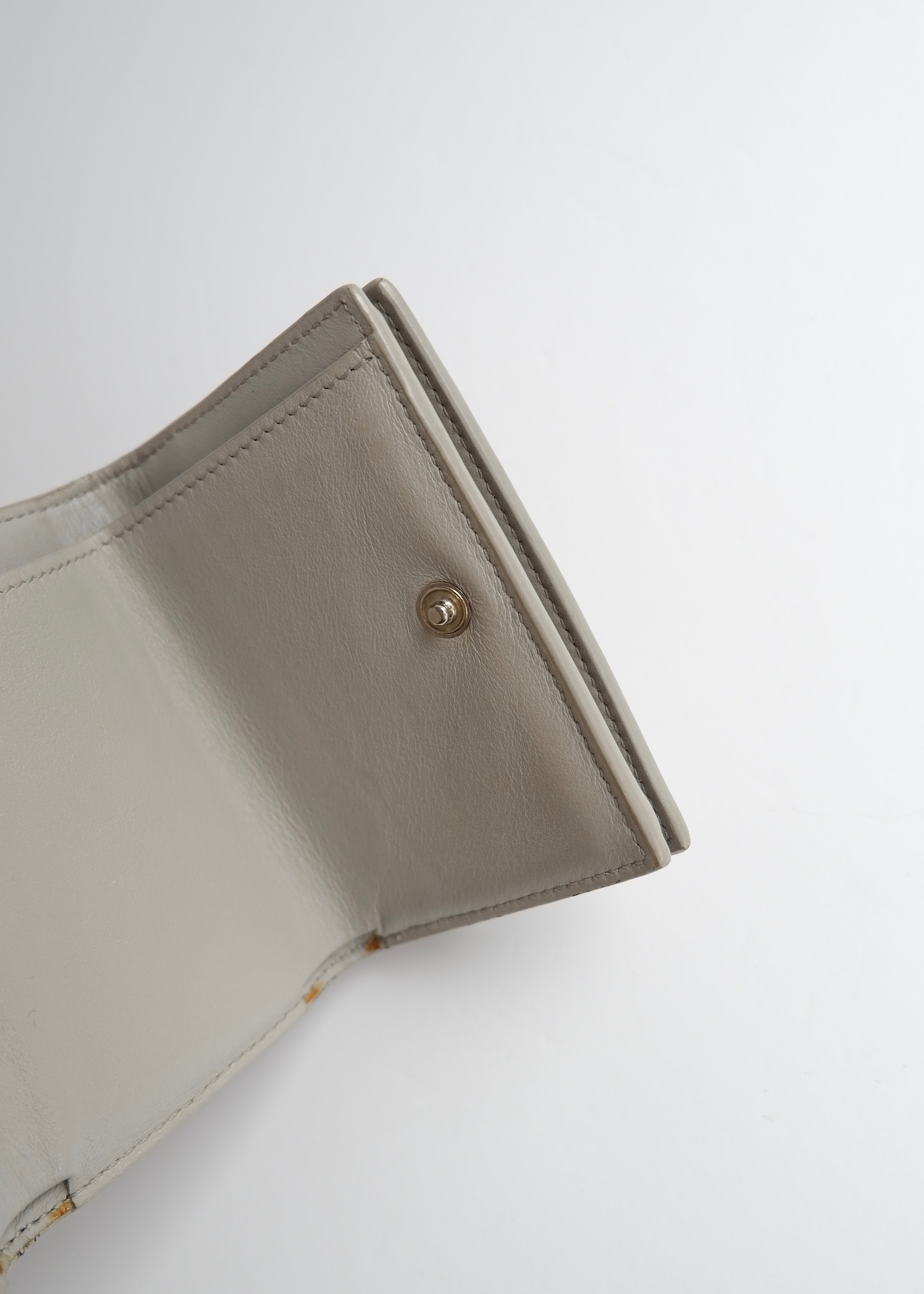 Preowned Saint Laurent Grey Leather Embossed Compact Wallet