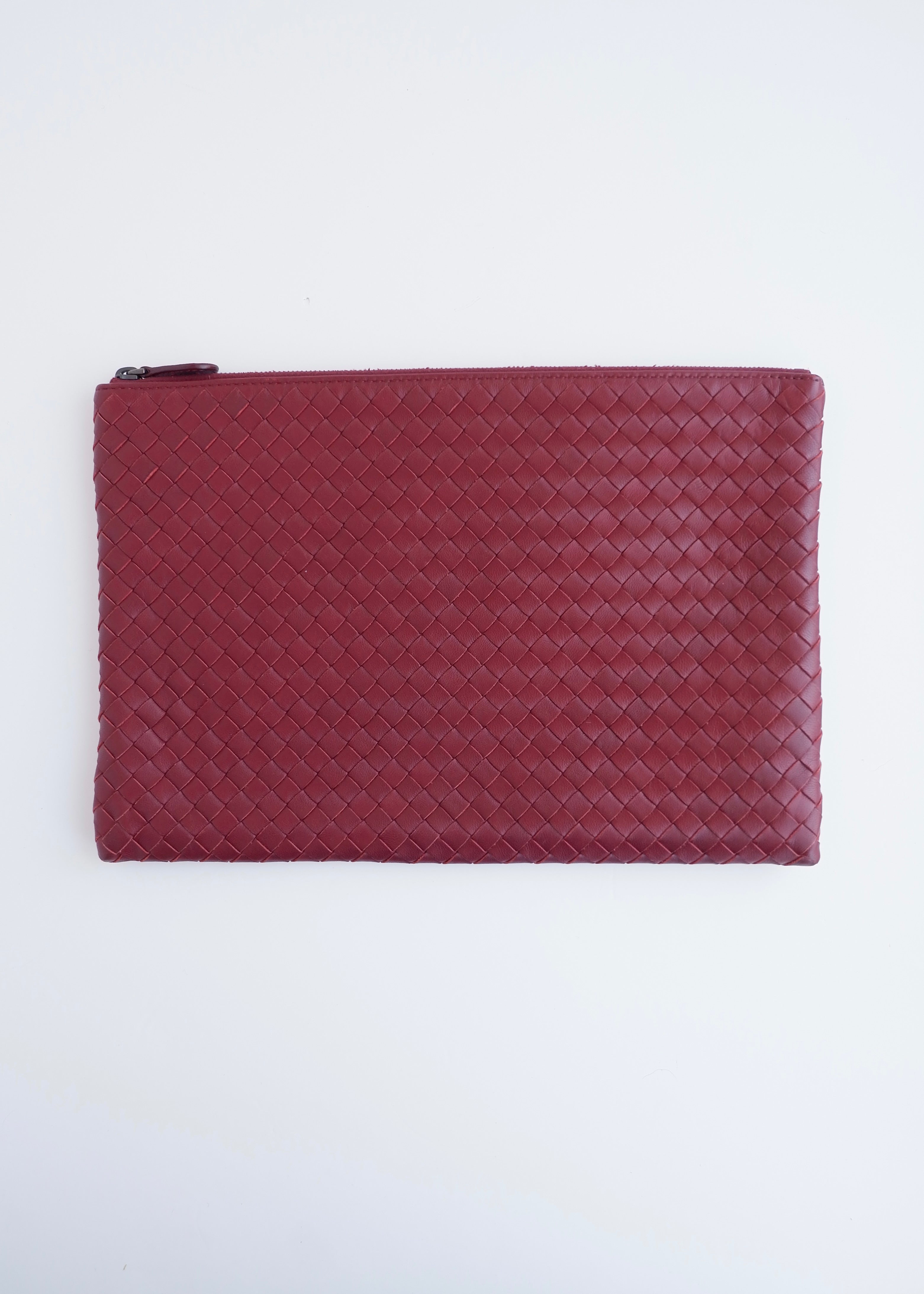 Authentic Prowned Bottega Veneta Burgundy Leather Woven Pouch
