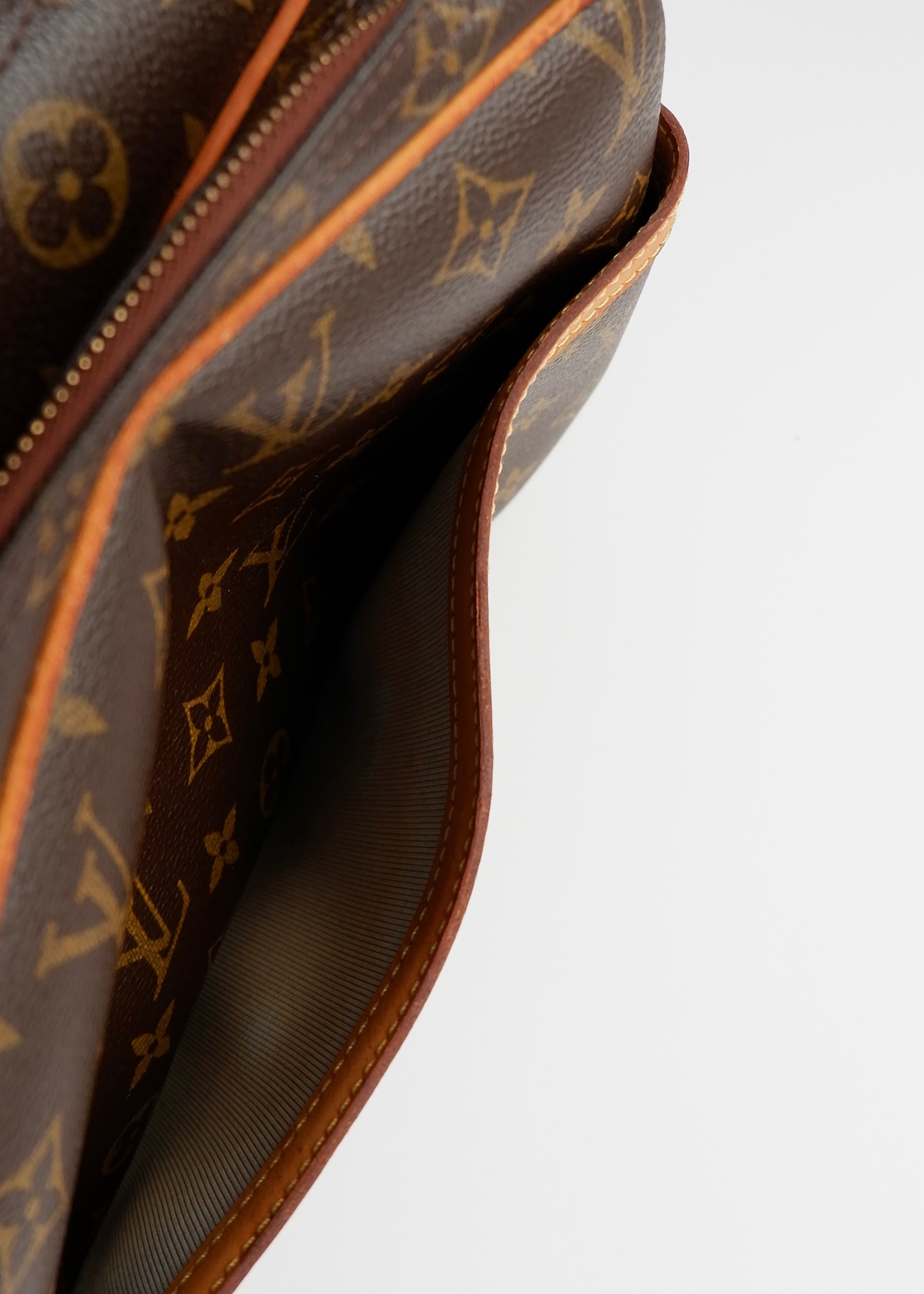 Authentique Sac bandoulière Louis Vuitton Monogram Reporter GM d'occasion