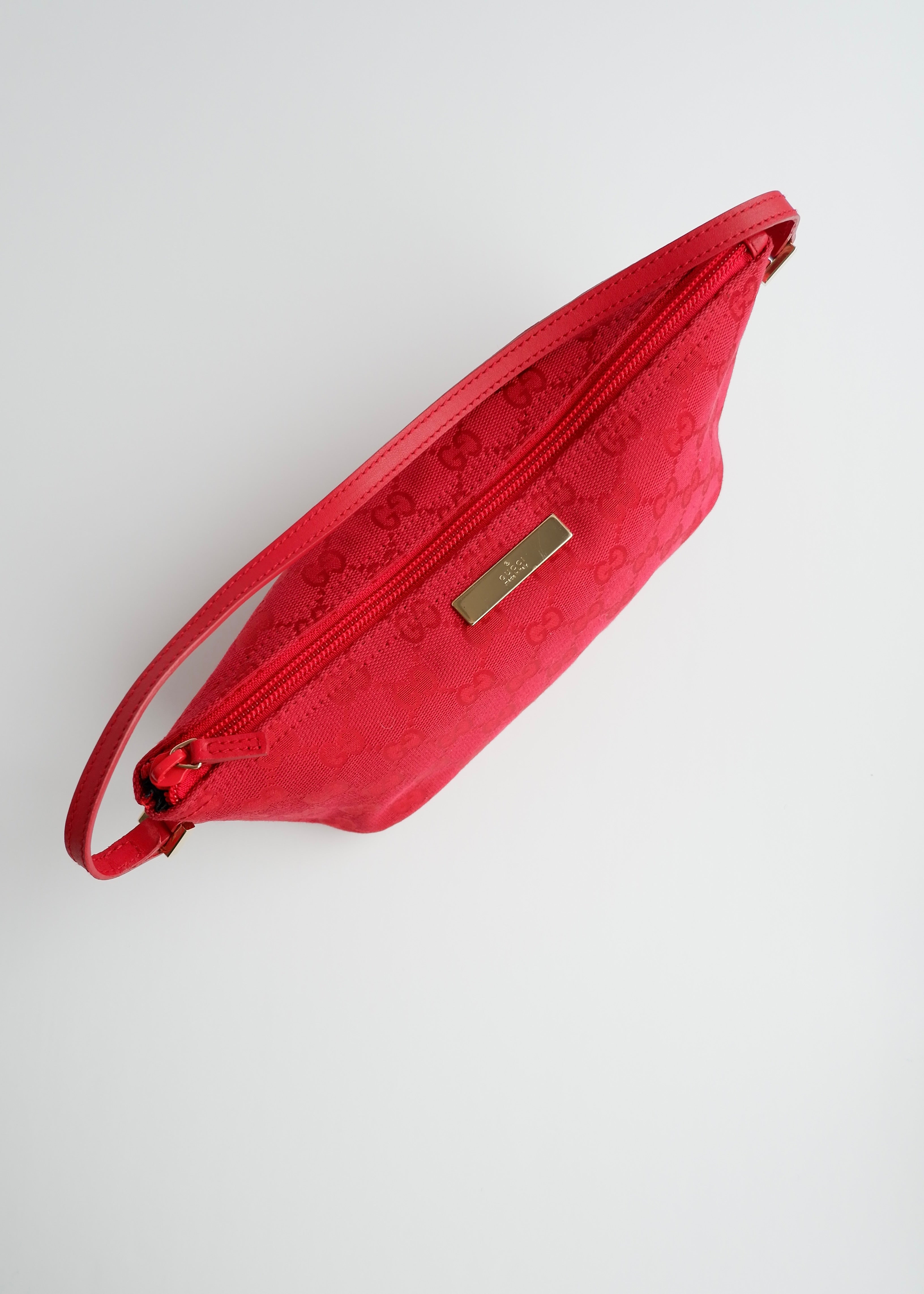 Authentic Preowned Gucci Red GG Canvas Boat Pochette Shoulder Bag