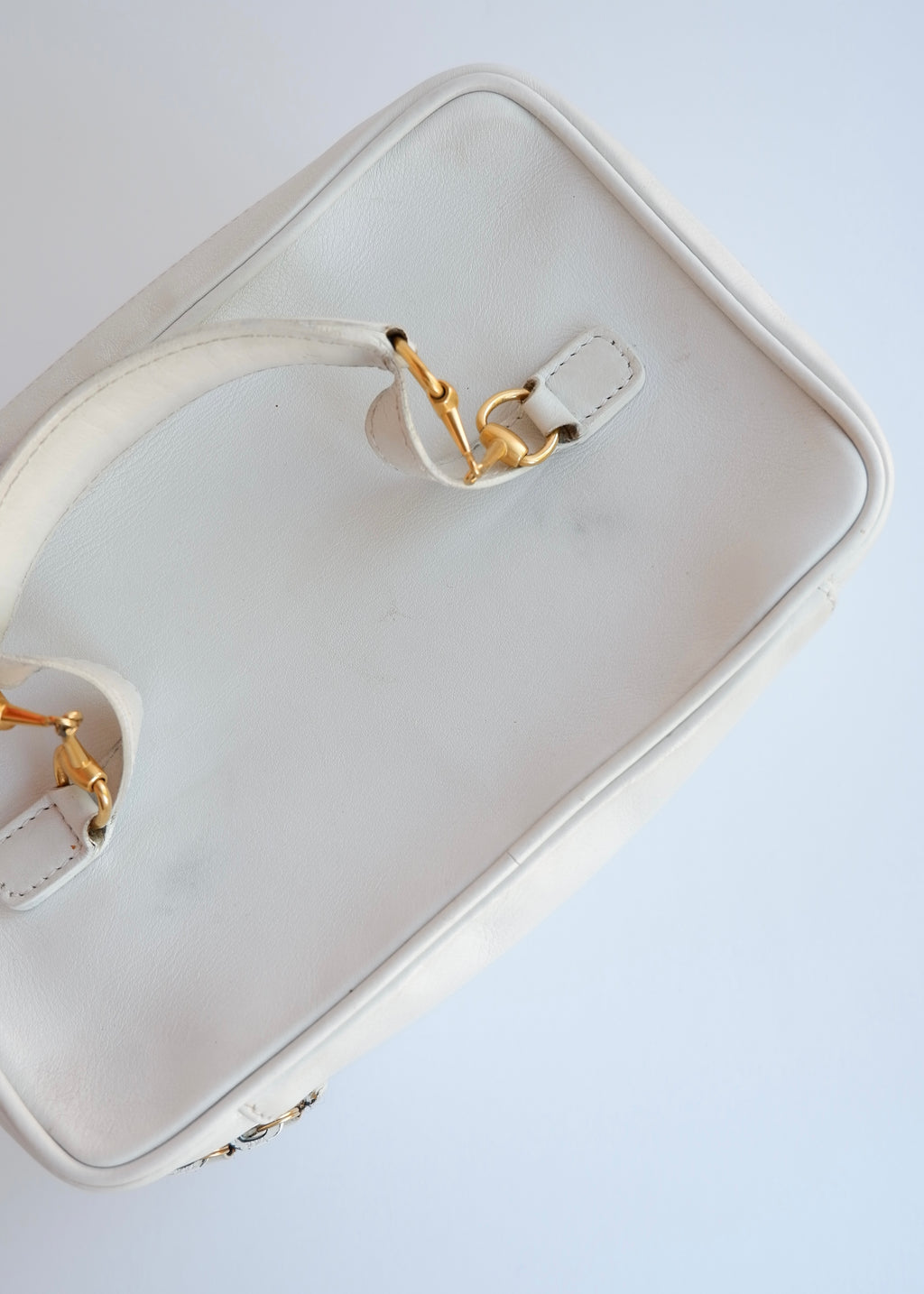 Authentic Preowned Vintage Gucci White Leather Horsebit Vanity Case