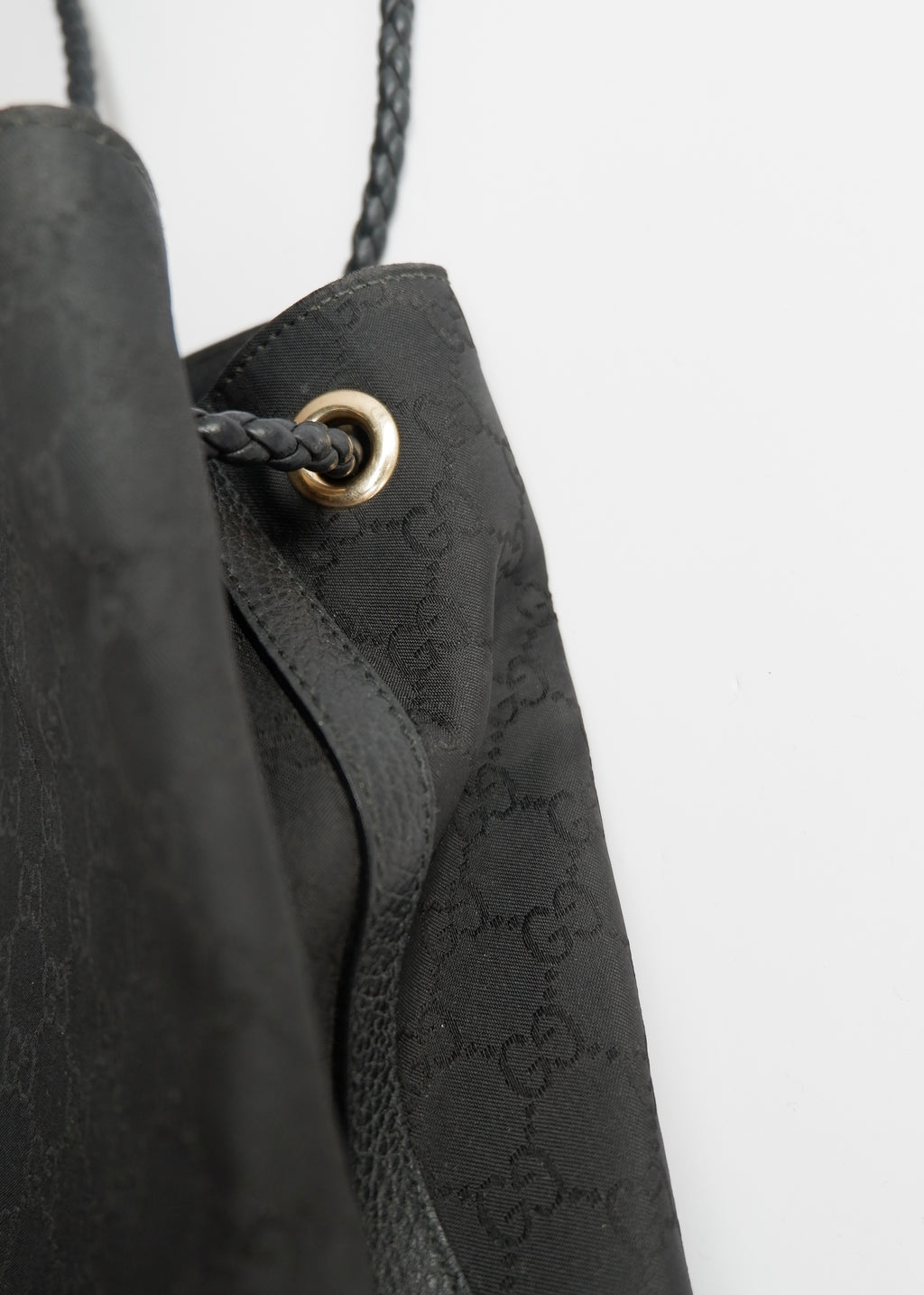Preowned Gucci Black GG Canvas Leather Woven Strap Shoulder Tote