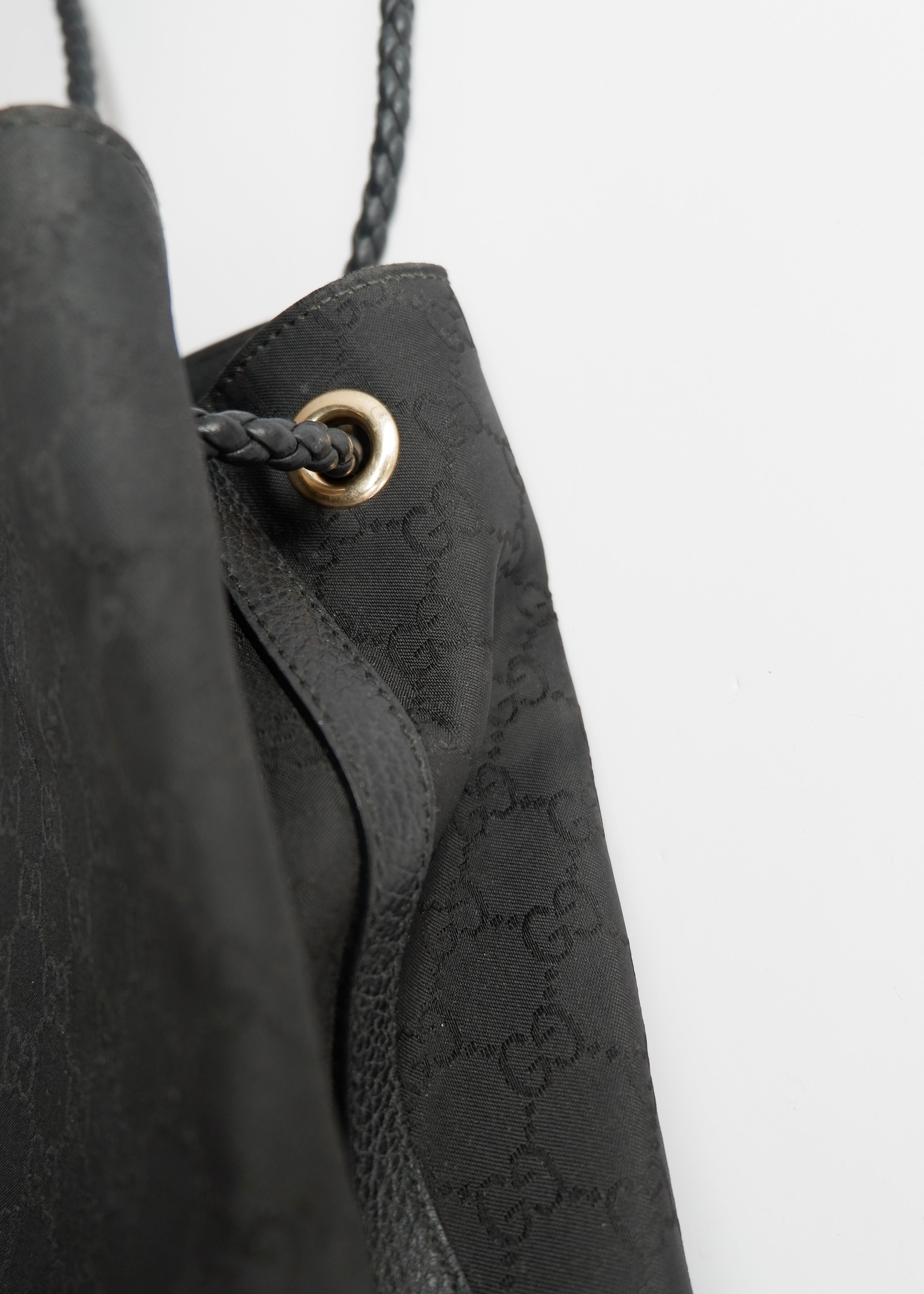 Preowned Gucci Black GG Canvas Leather Woven Strap Shoulder Tote