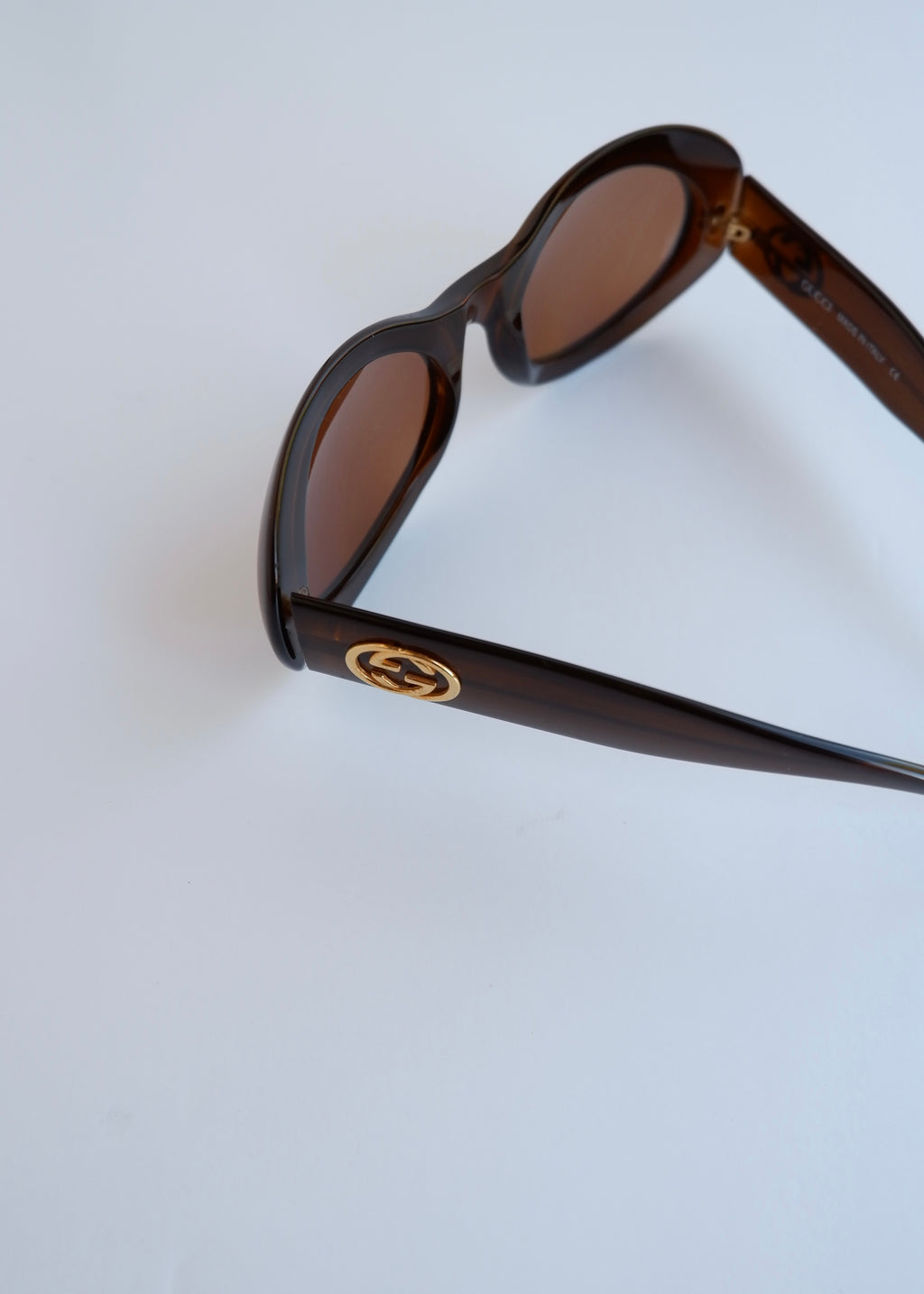 Authentiques lunettes de soleil vintage d'occasion Gucci à monture ronde en acétate marron