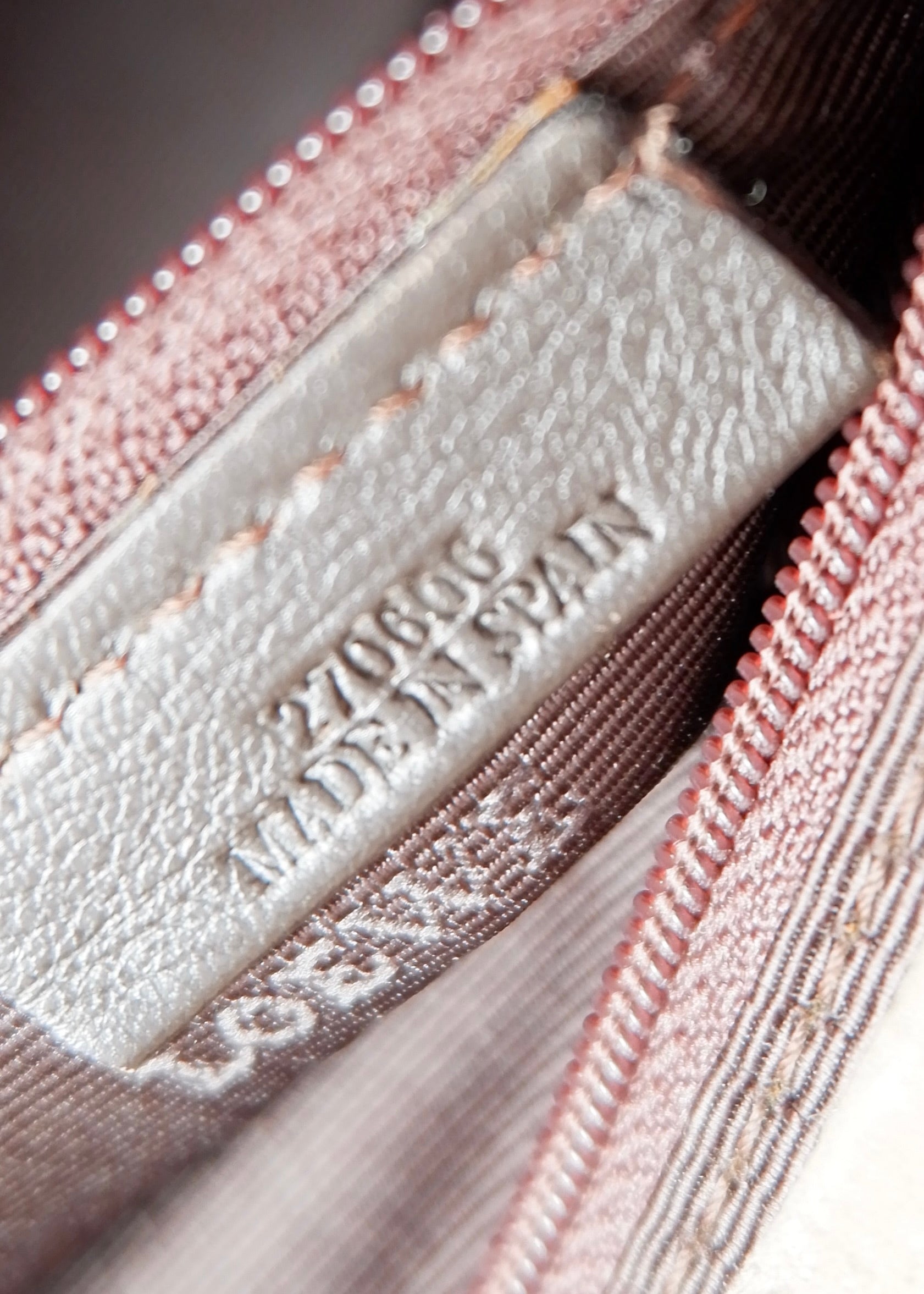 Sac à main Loewe Amazona en daim gris authentique d'occasion