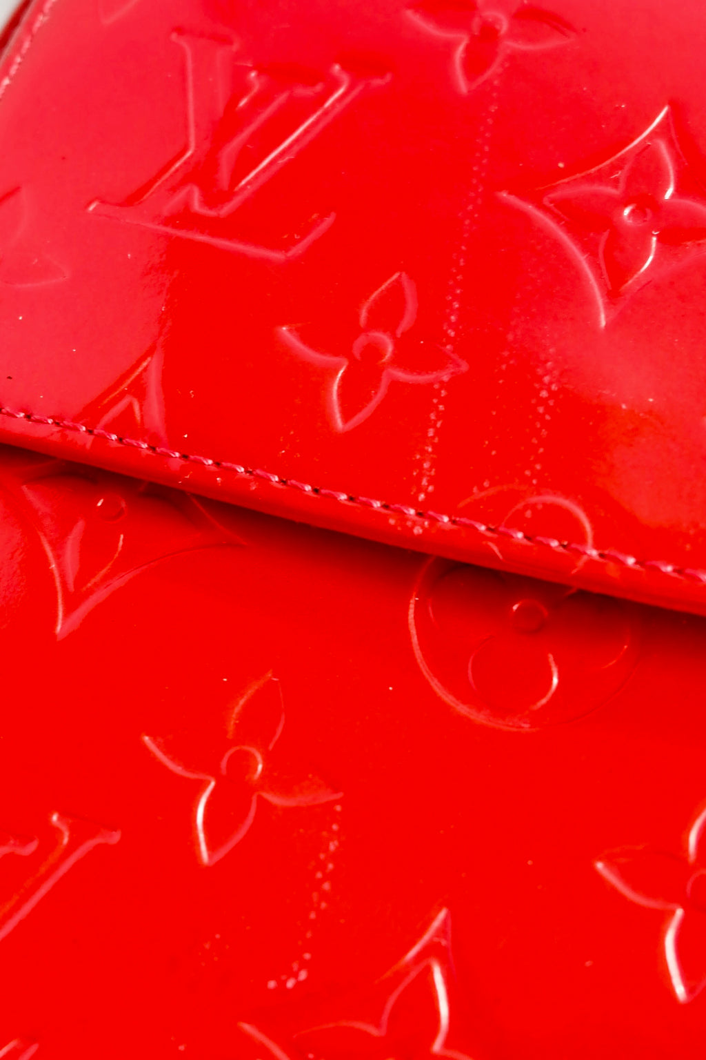 Sac bandoulière Louis Vuitton Monogram Mott Vernis Rouge Authentique d'occasion