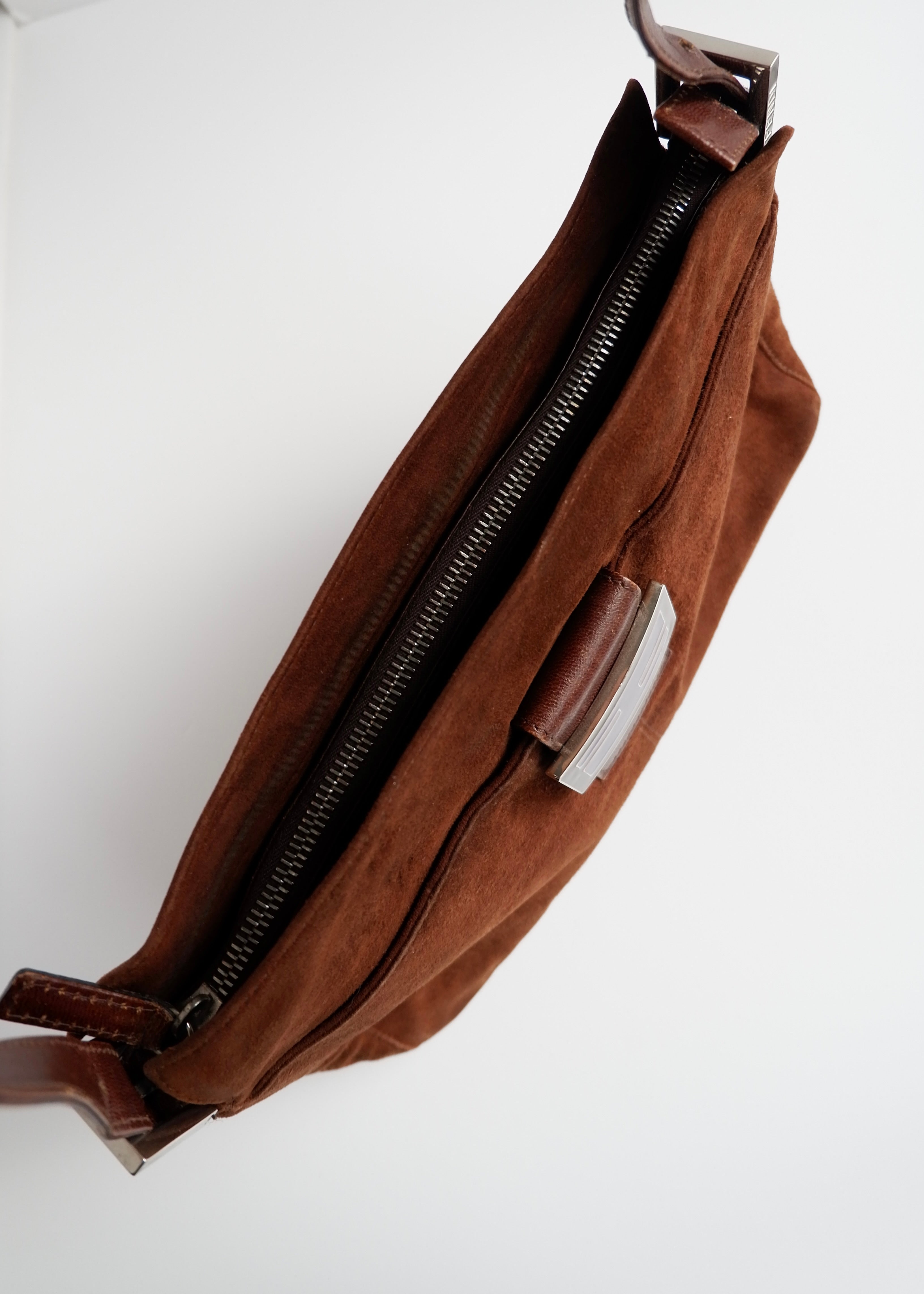 Sac porté épaule Fendi en daim et cuir marron, d'occasion, authentique