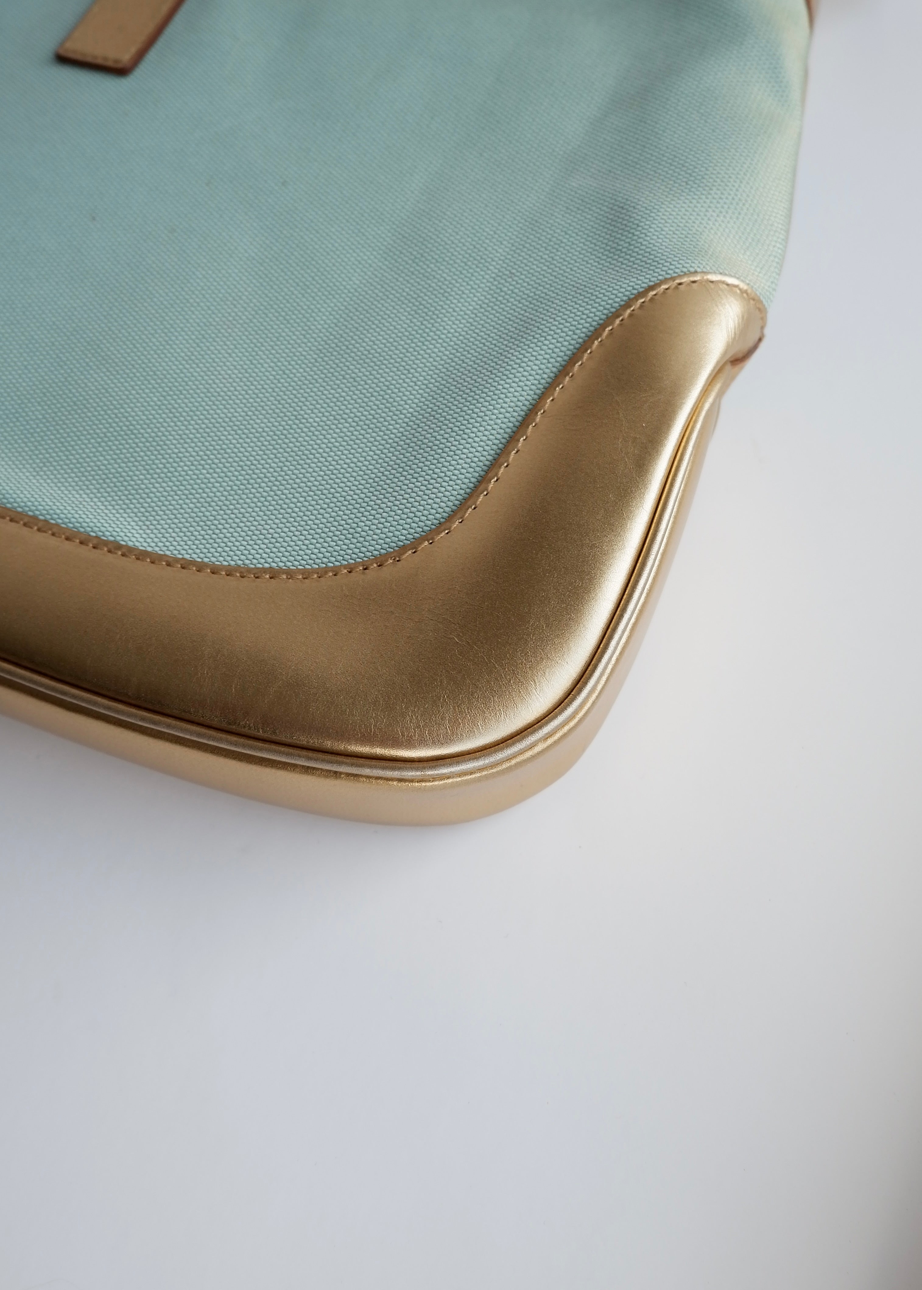 Authentique sac à bandoulière Gucci Jackie bleu/doré d'occasion