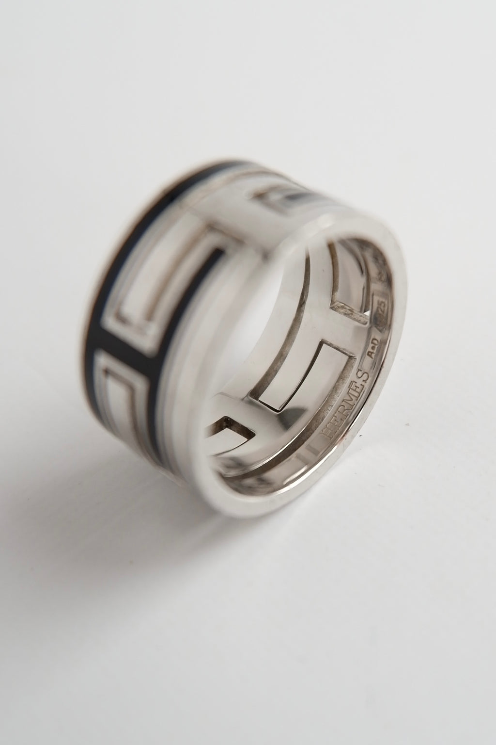 Authentique bague Hermes d'occasion Move H Noire/Argentée