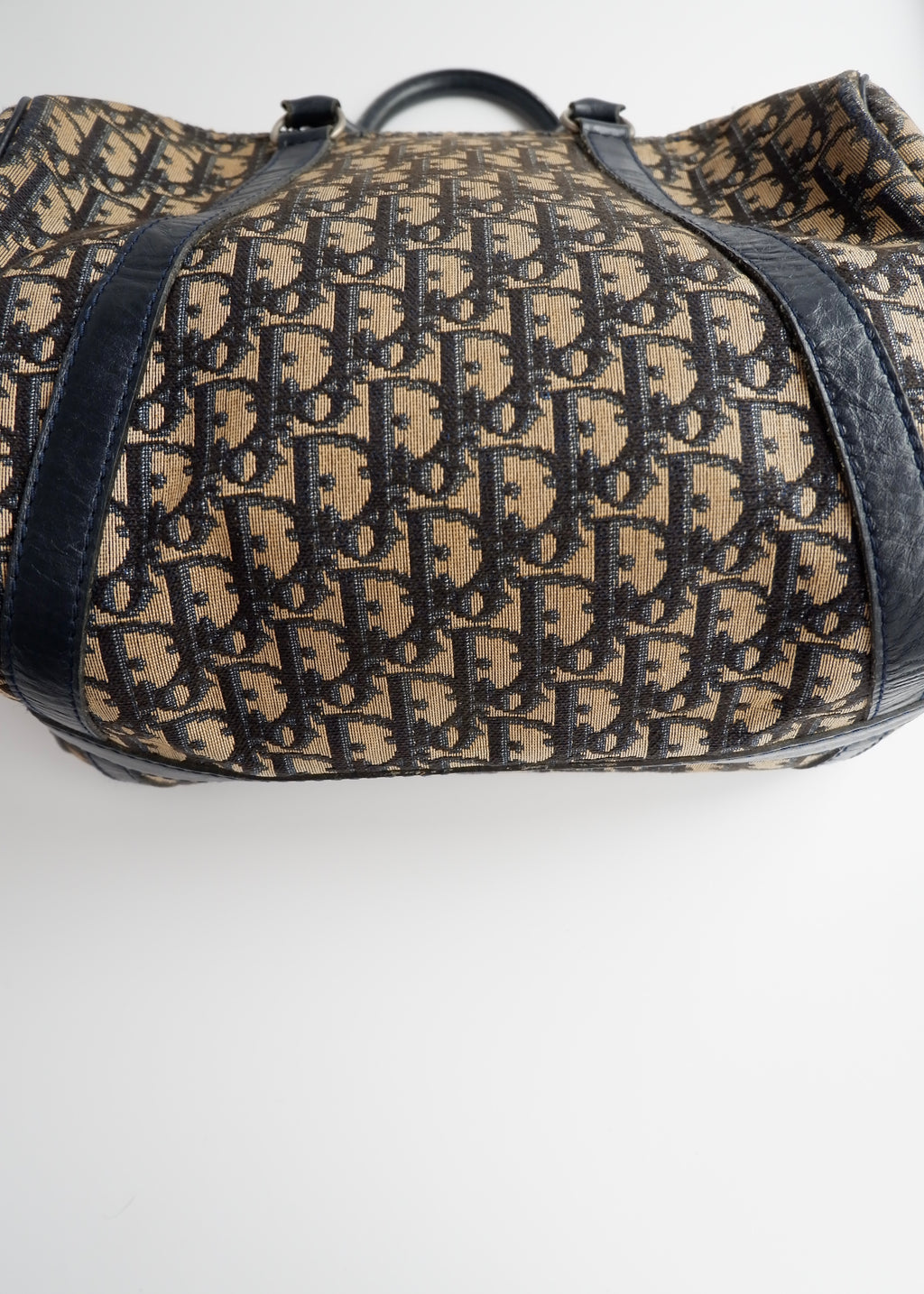 Authentique sac Boston vintage Dior en toile Trotter bleu marine