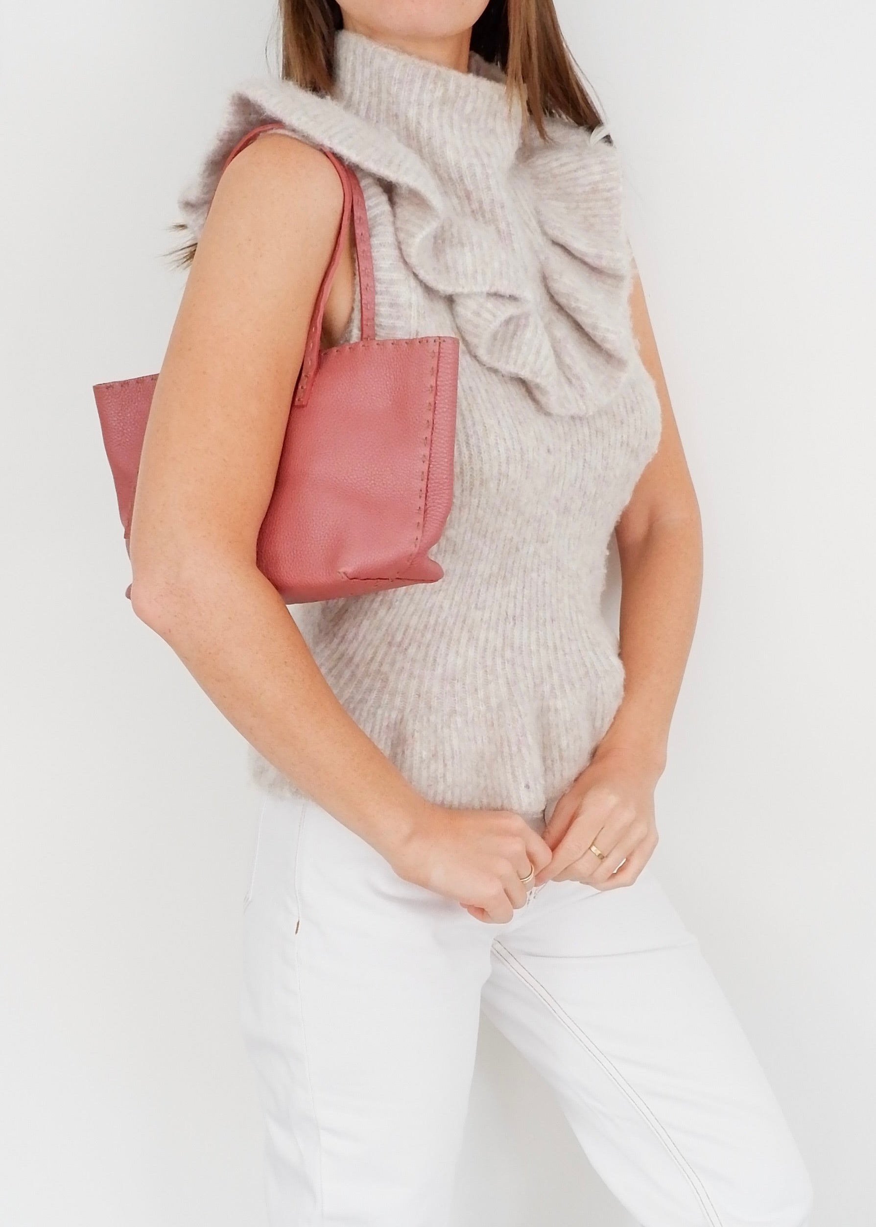 Sac à main Fendi Selleria en cuir rose authentique d'occasion, petite taille