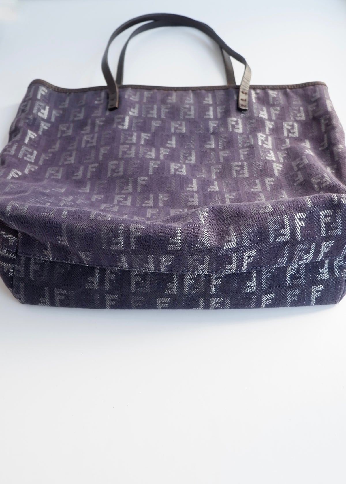 Preowned Fendi Navy Zucchino Denim/Leather Shoulder Tote