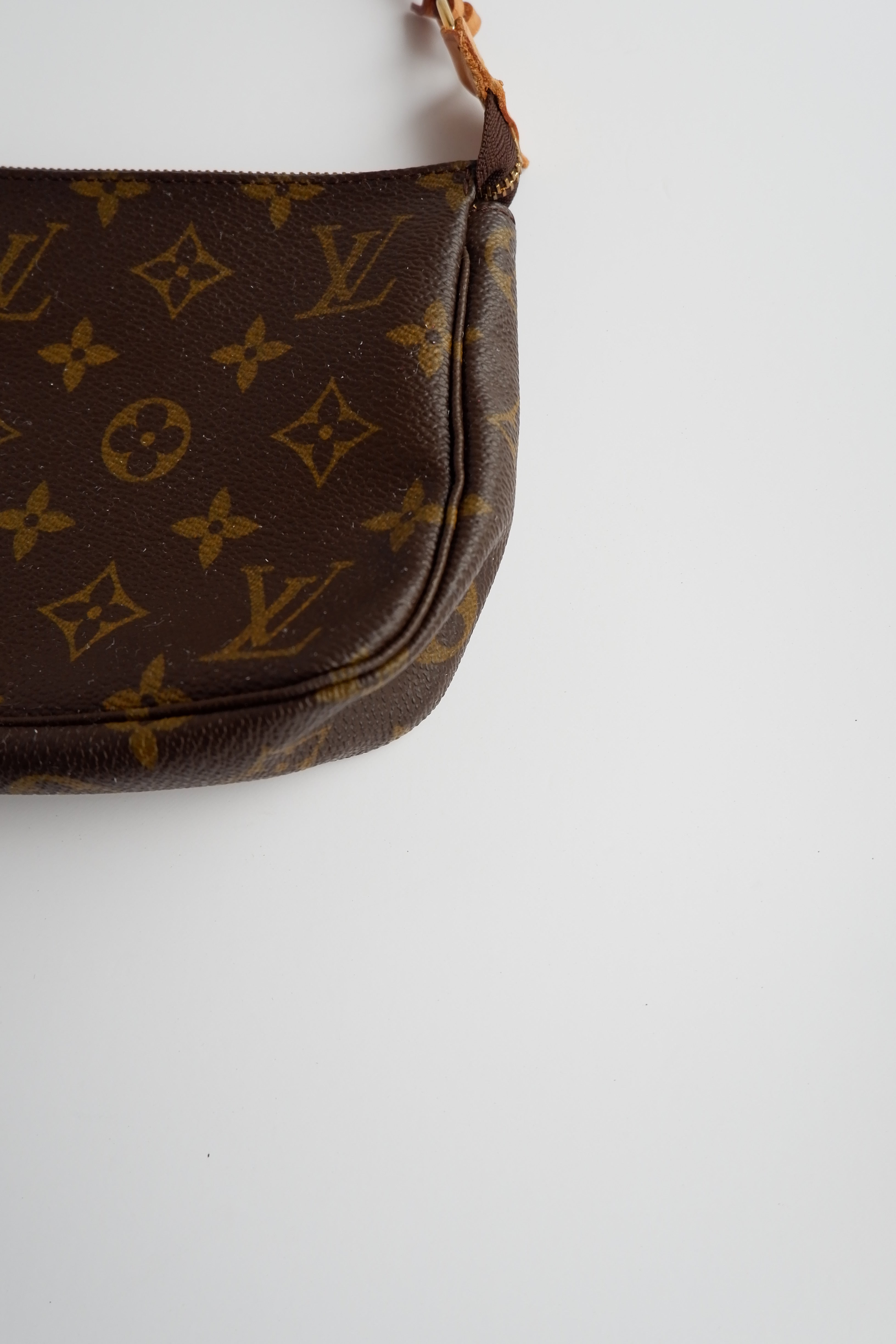 Pochette Accessoires Louis Vuitton Monogram Authentique d'occasion