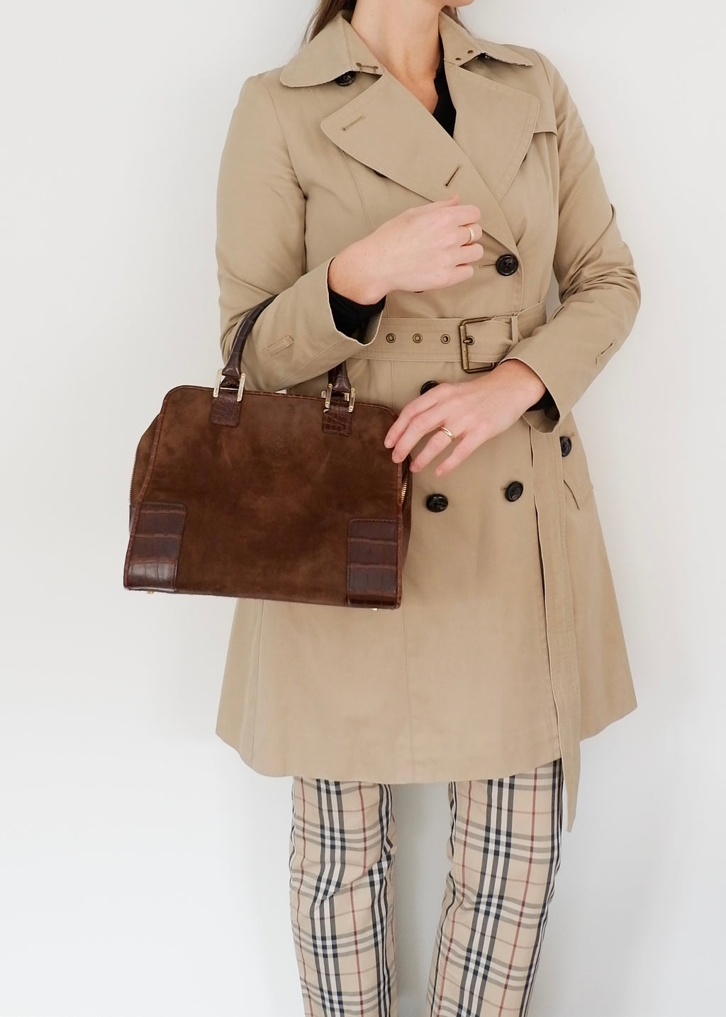 Sac à main Loewe authentique d'occasion en daim marron