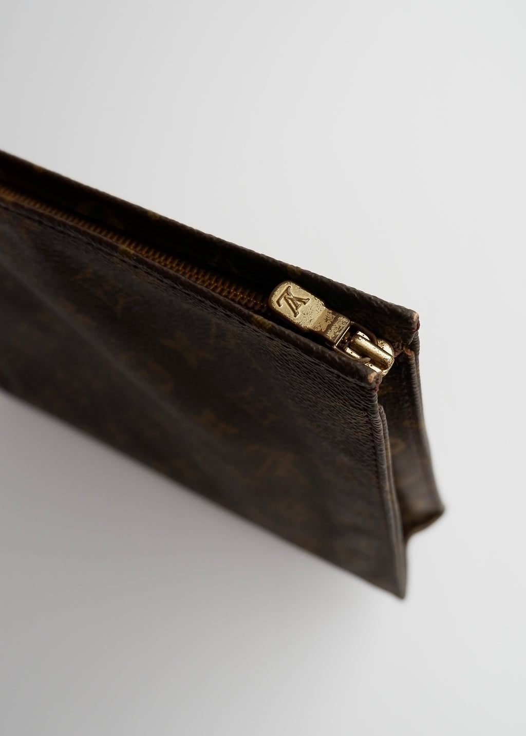 Authentic Preowned Vintage Louis Vuitton Monogram Toiletry 26 Pouch