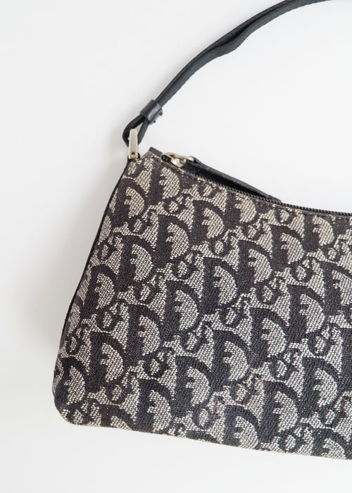 Authentique sac bandoulière Dior Trotter noir d'occasion